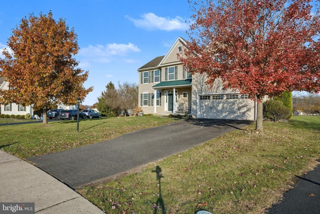 Photo of 118 Fairbrook Drive, GILBERTSVILLE, PA 19525 (MLS # PAMC2167058)
