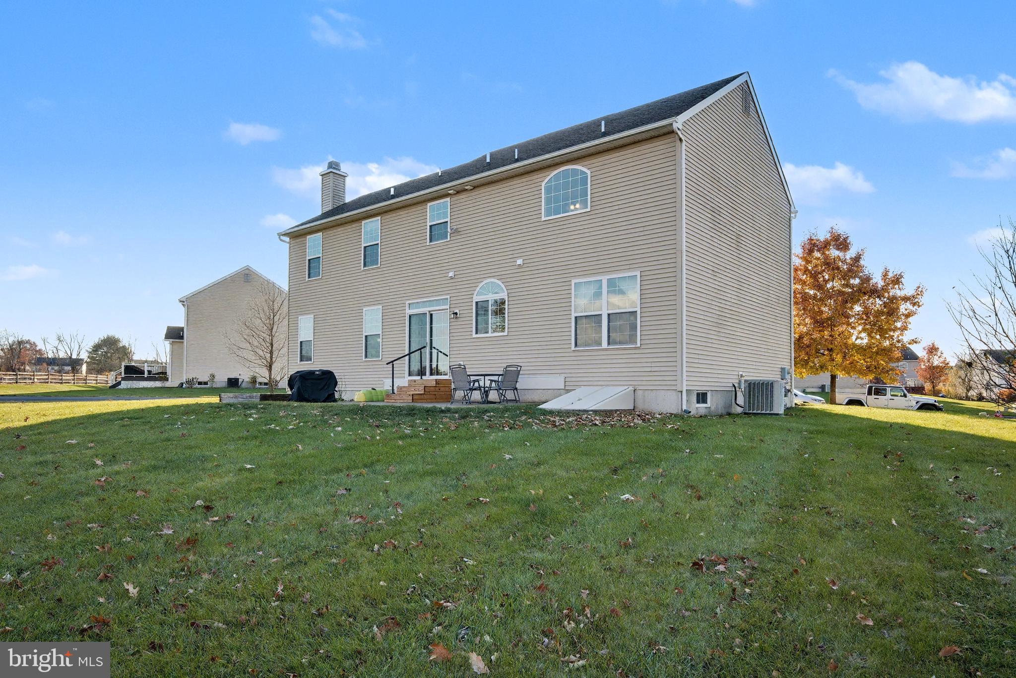 FAIRBROOK - Residential