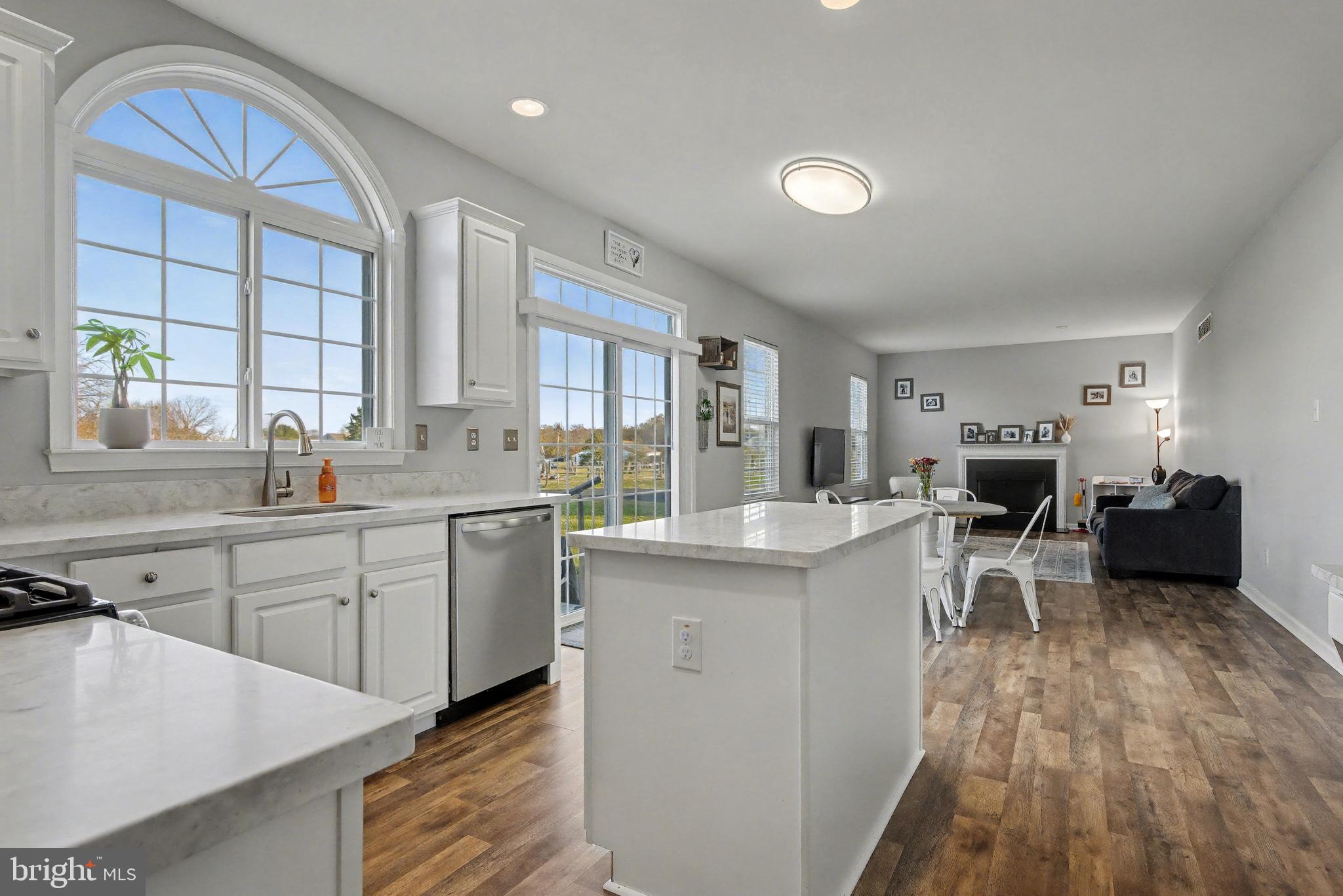 FAIRBROOK - Residential