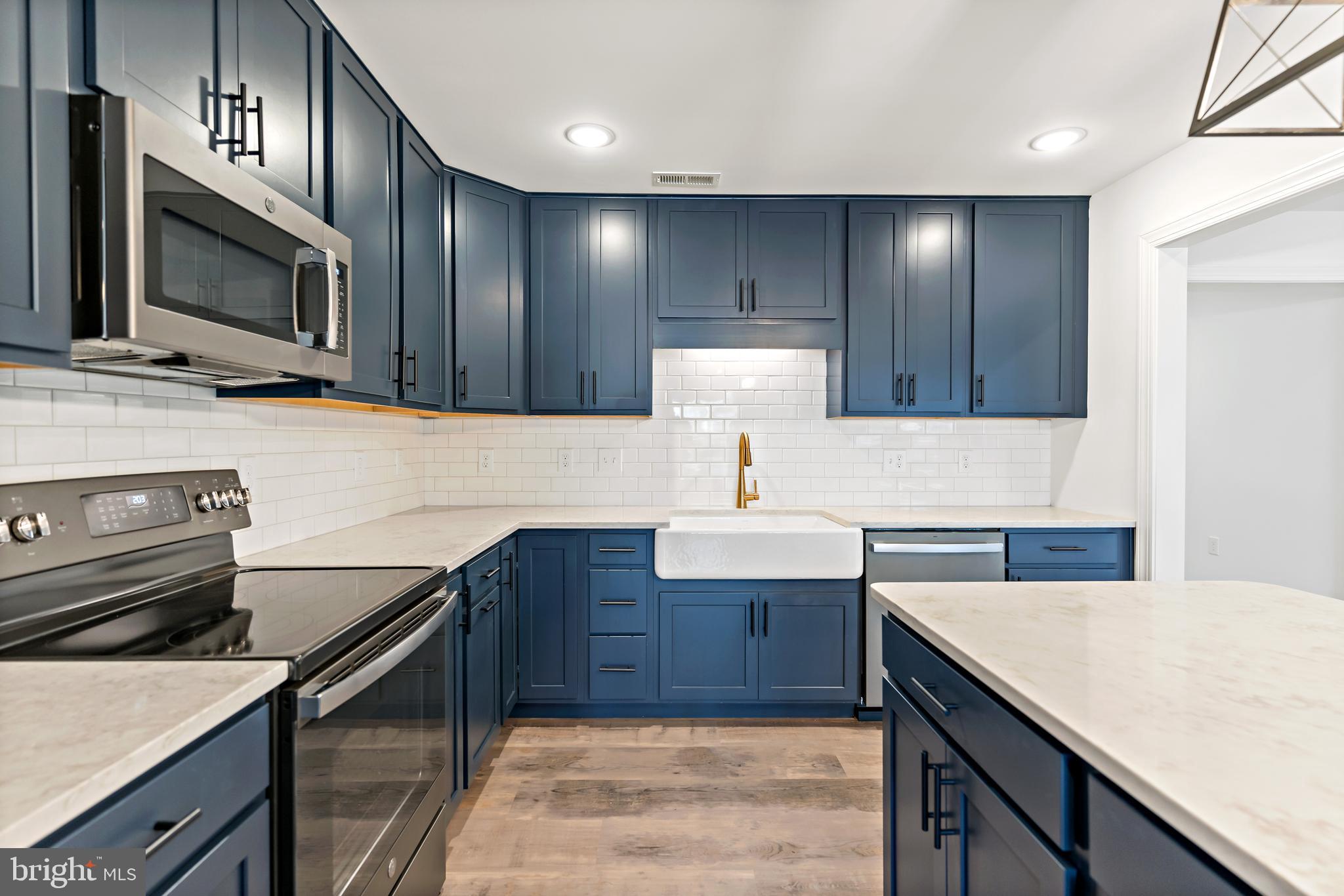 THE WOODS - Residential