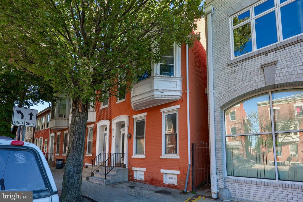 Photo of 513 S George Street, YORK, PA 17401 (MLS # PAYK2091194)