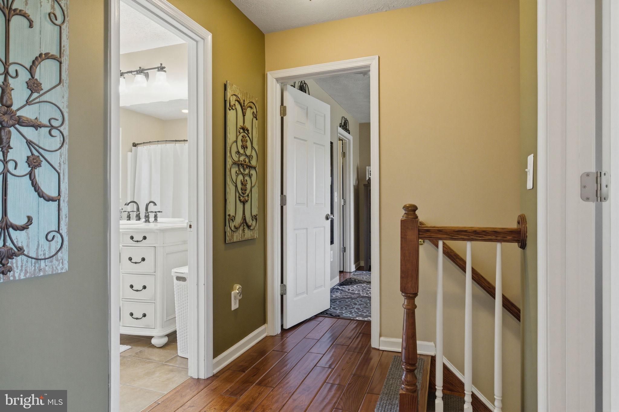 OAK HILL - Residential