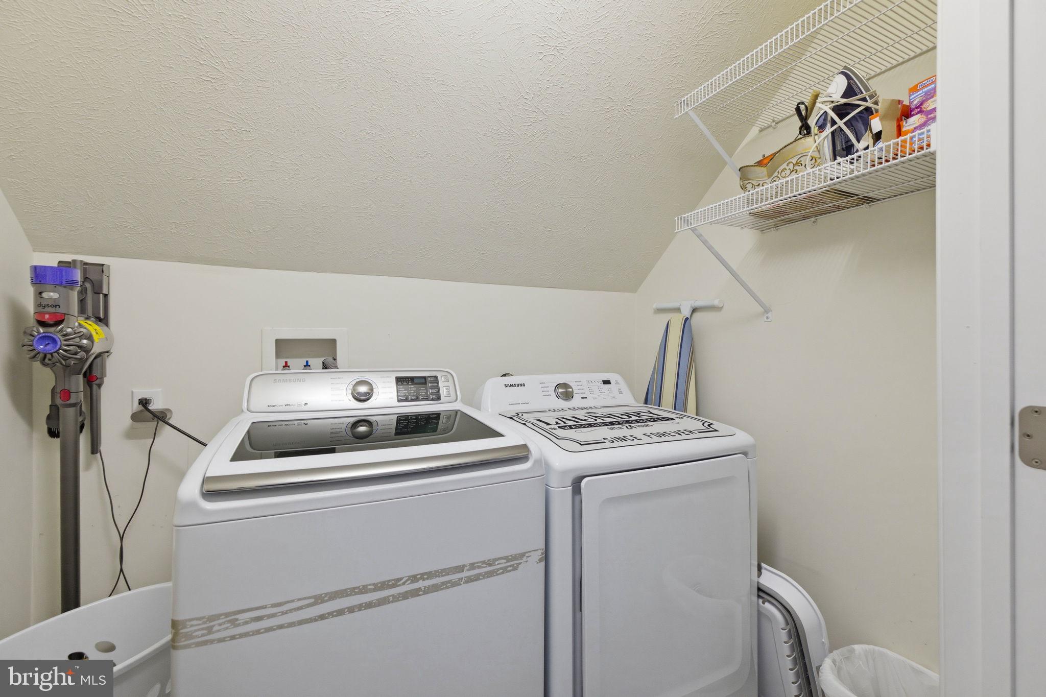 OAK HILL - Residential