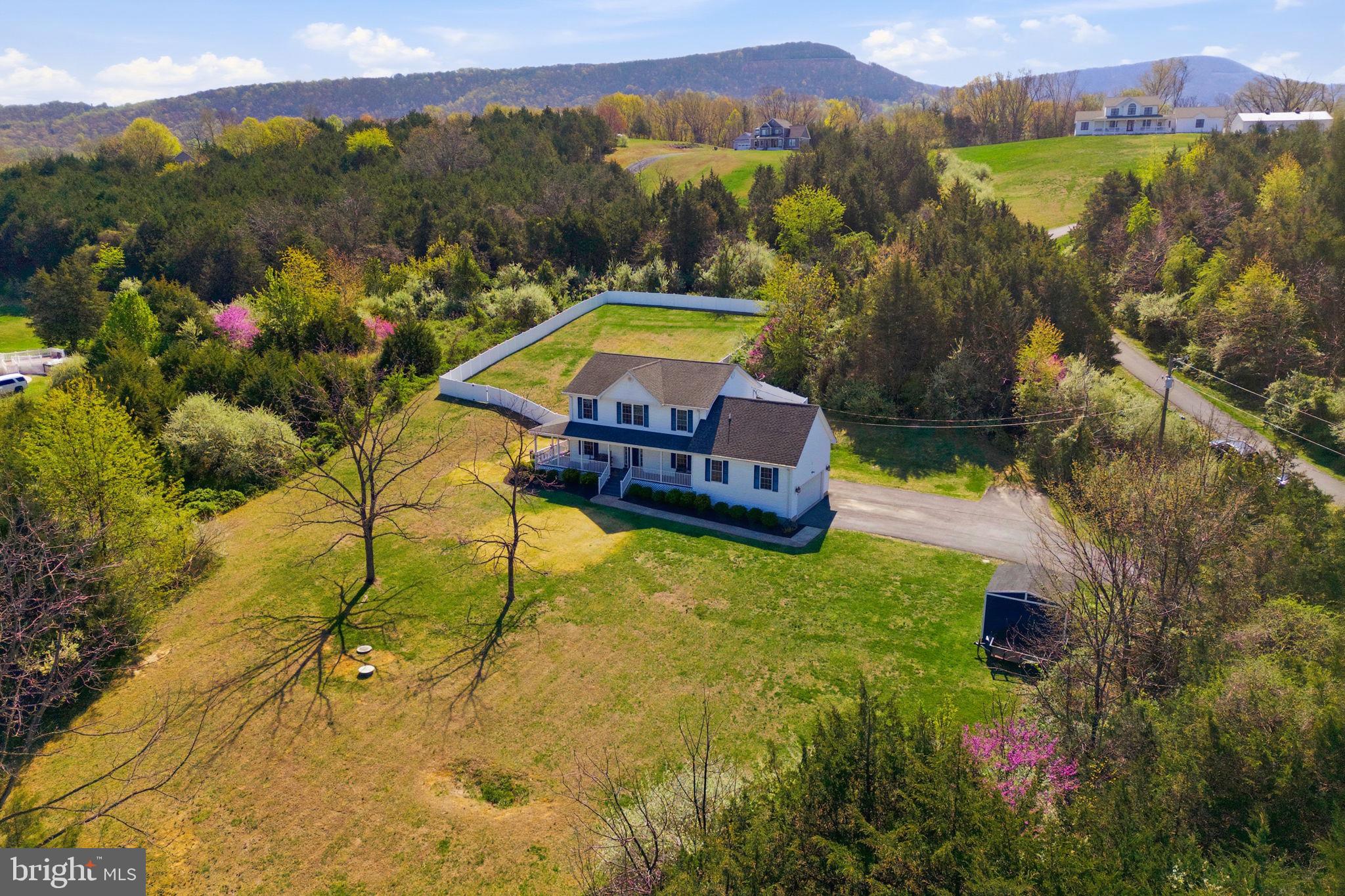 OAK HILL - Residential