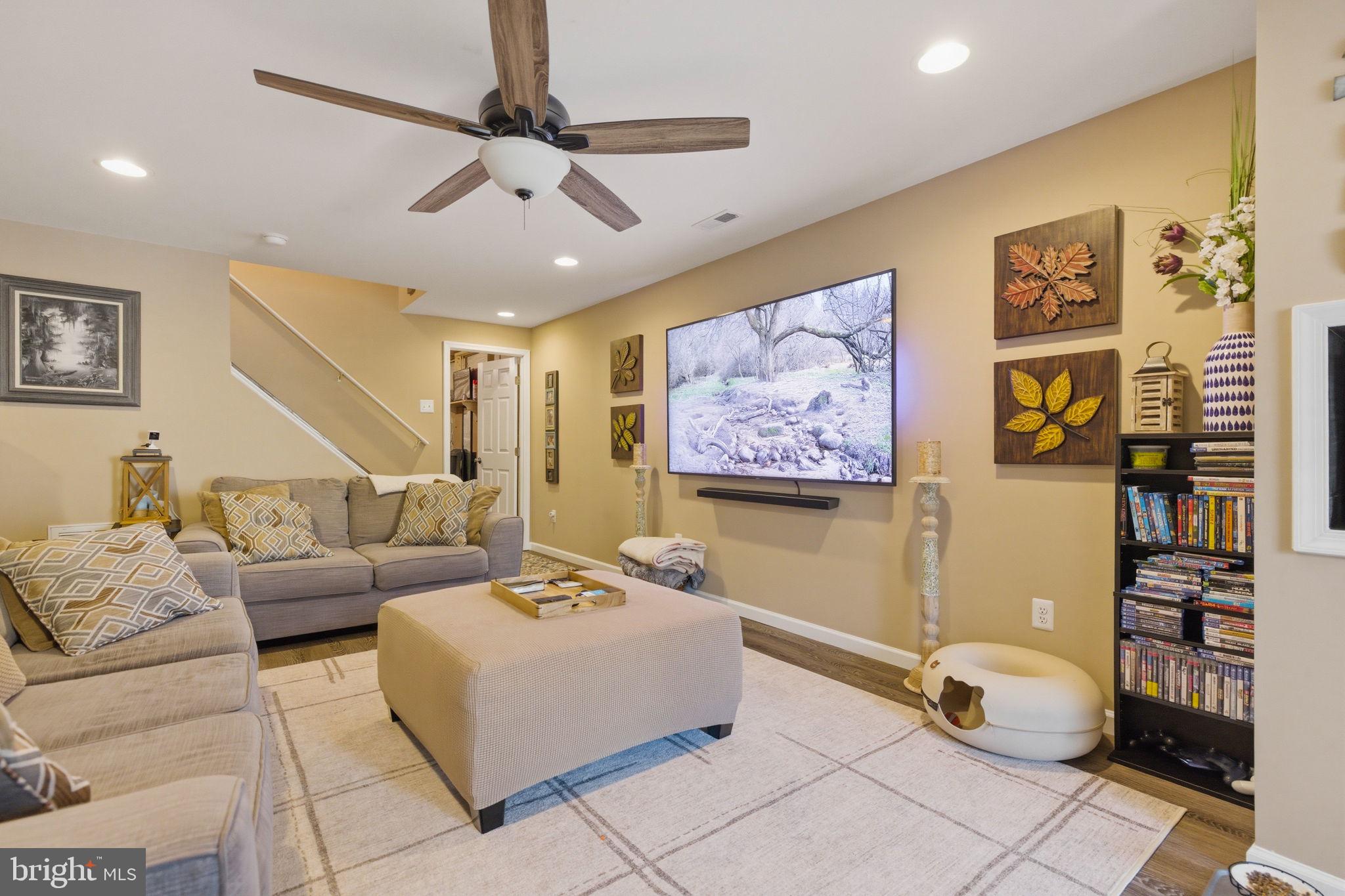 OAK HILL - Residential