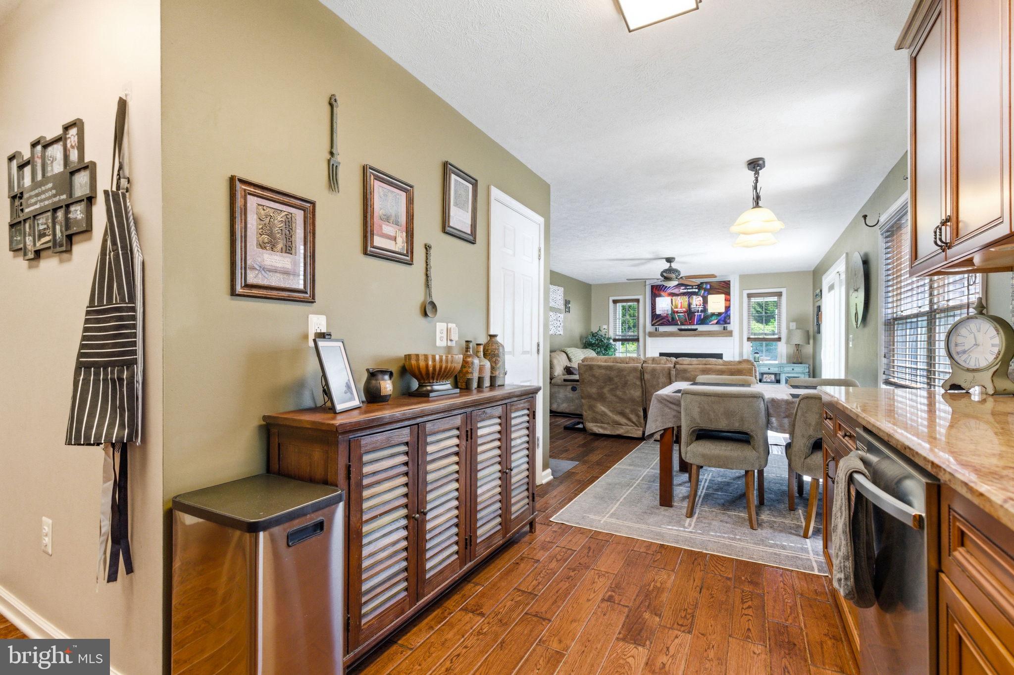 OAK HILL - Residential