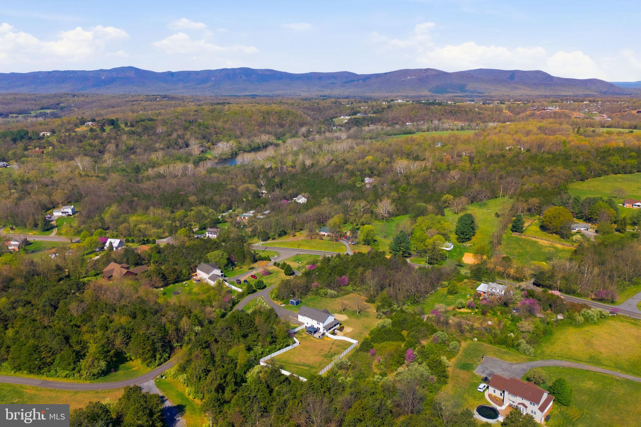 OAK HILL - Residential