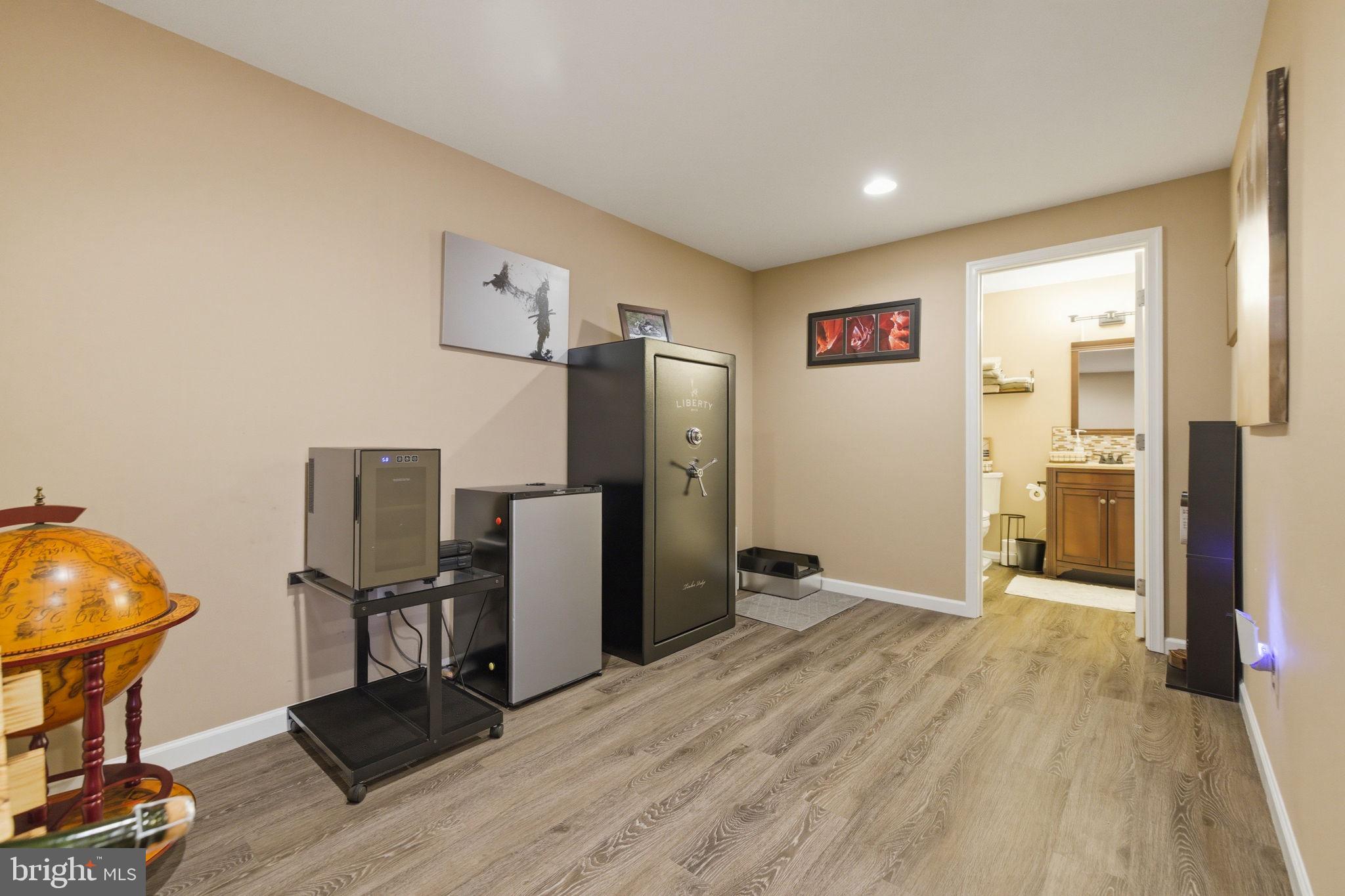 OAK HILL - Residential