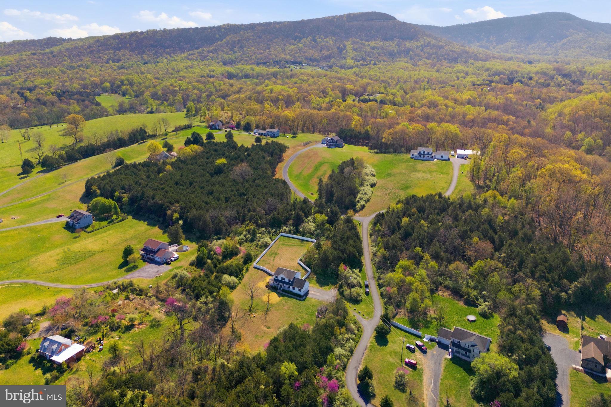 OAK HILL - Residential