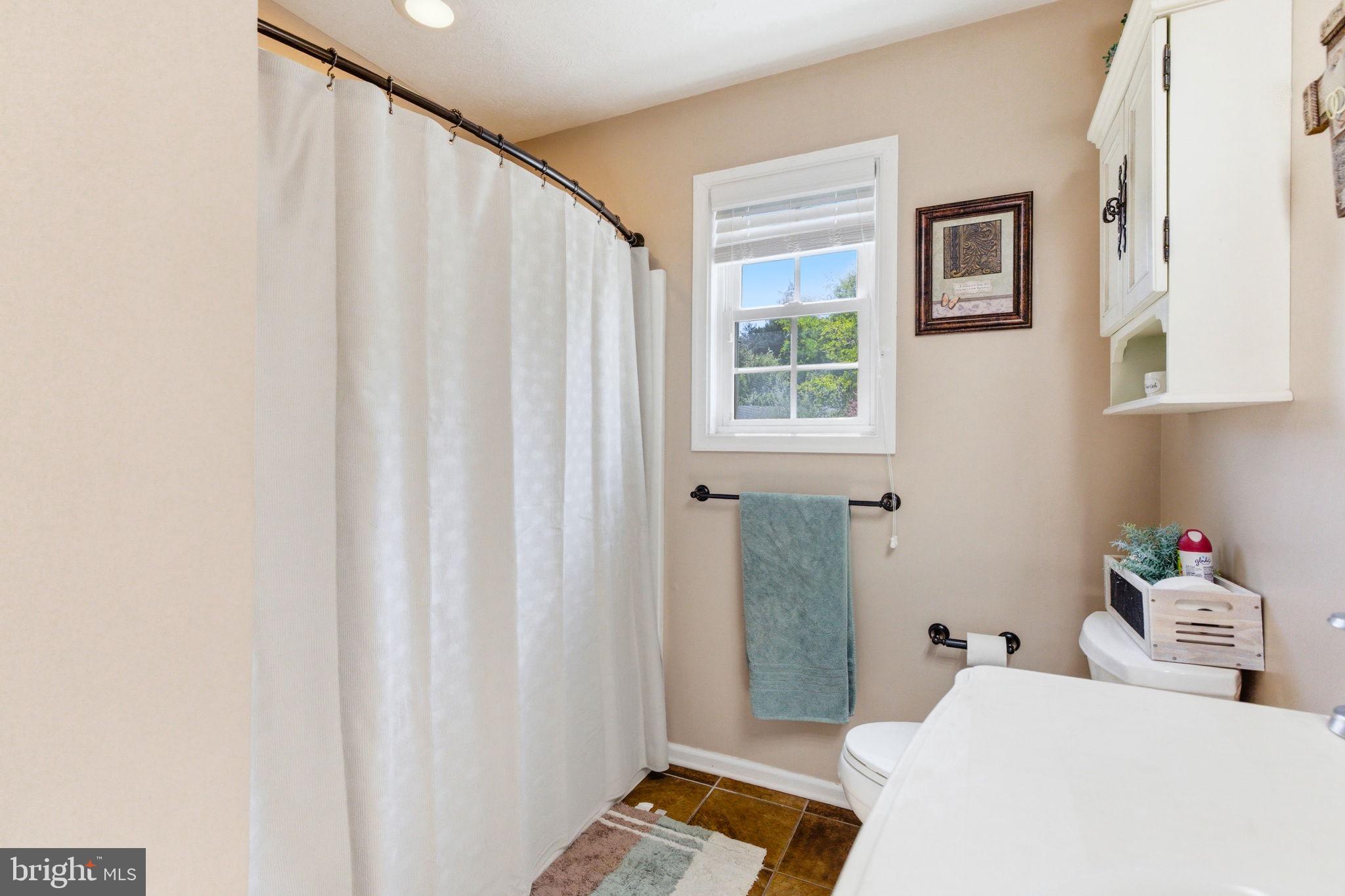 OAK HILL - Residential