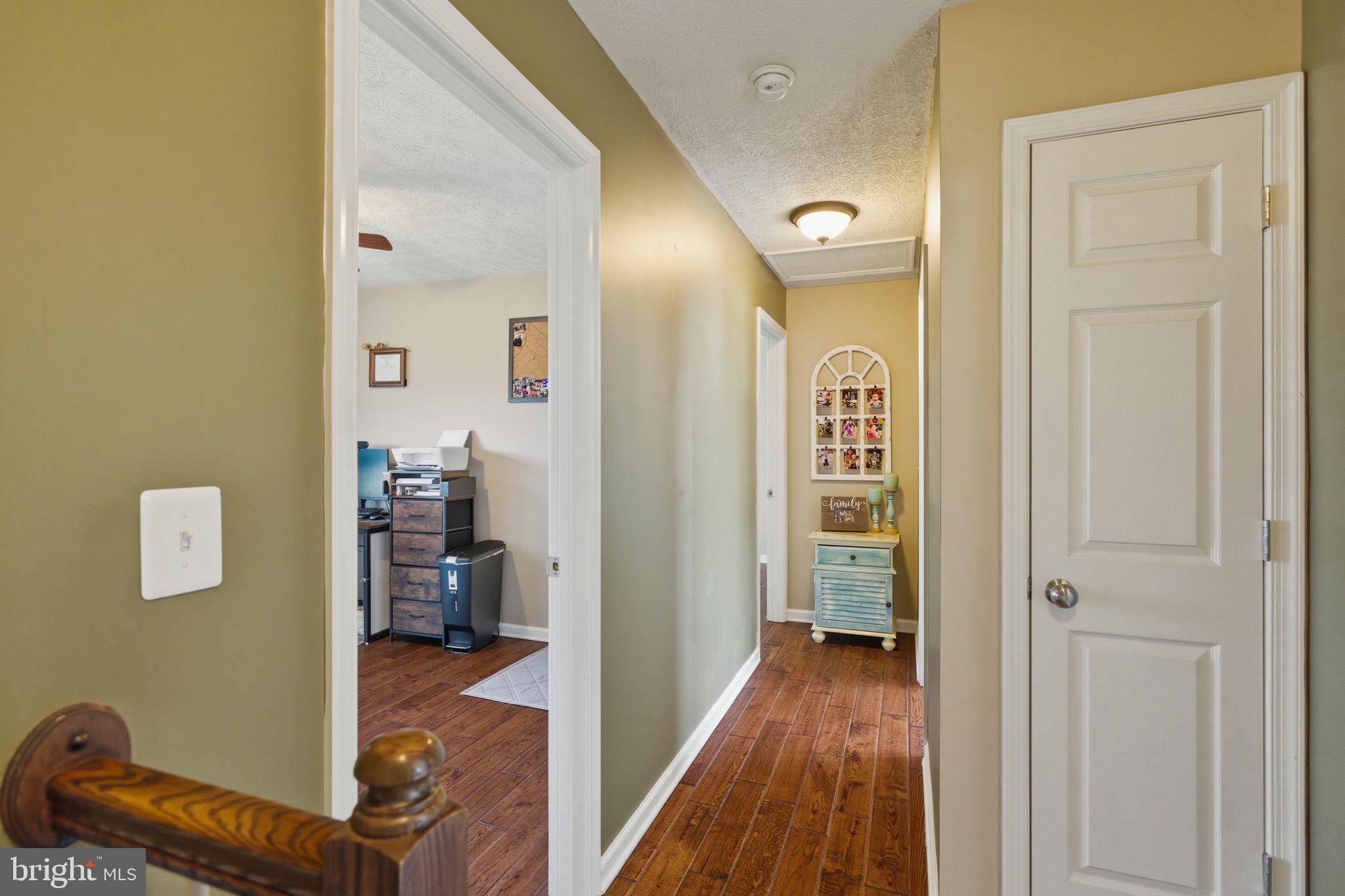 OAK HILL - Residential