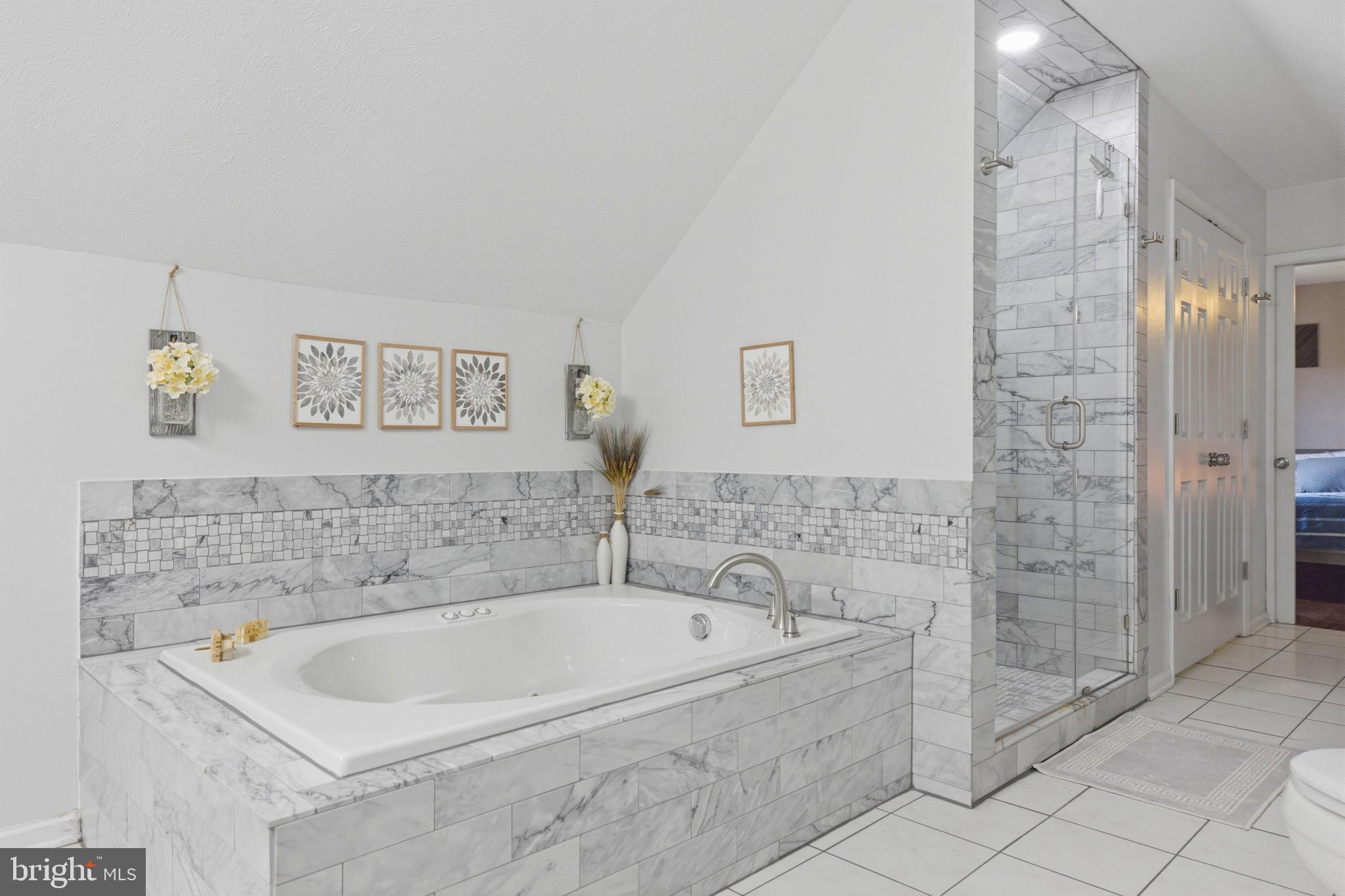 OAK HILL - Residential