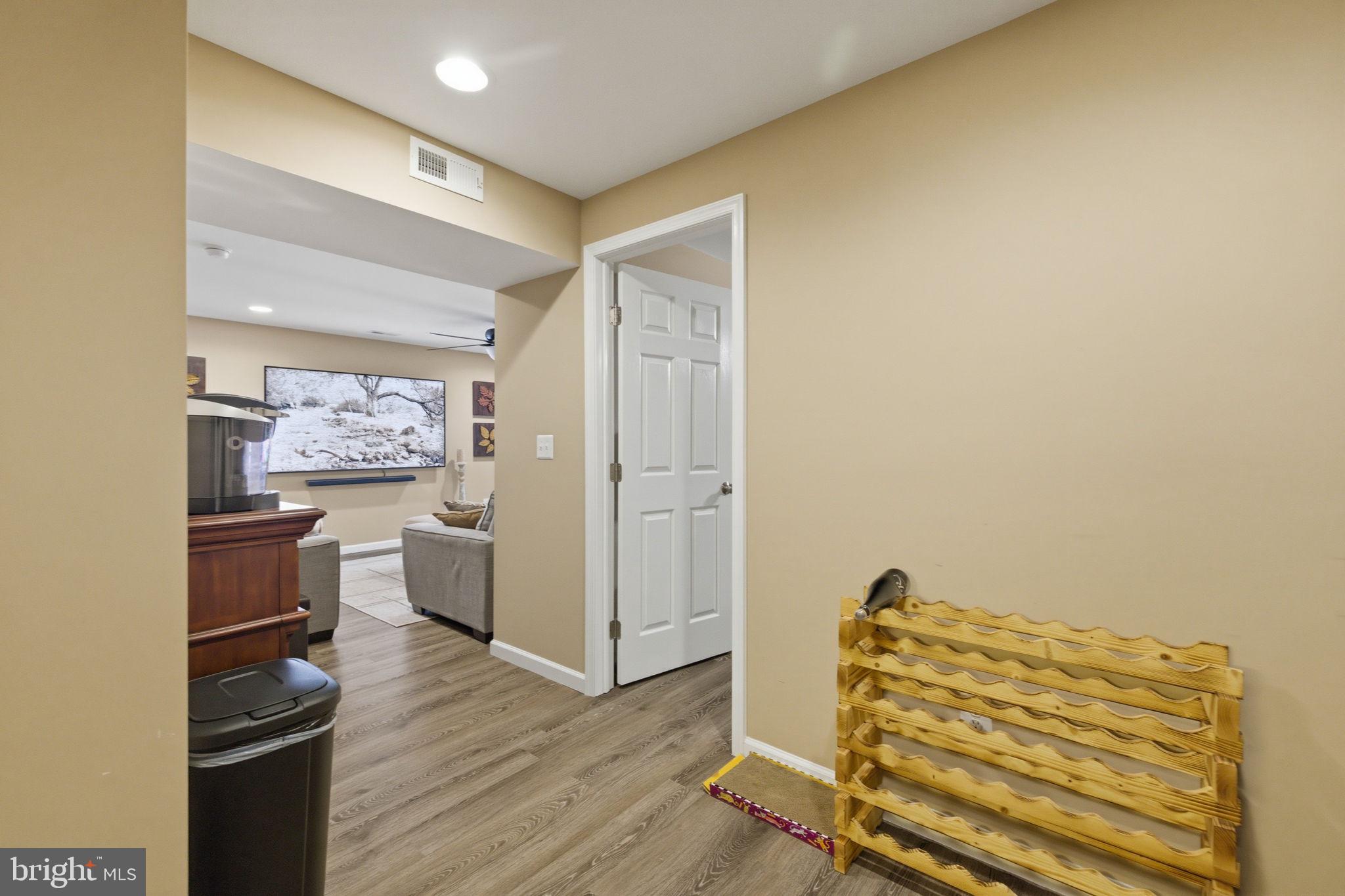 OAK HILL - Residential