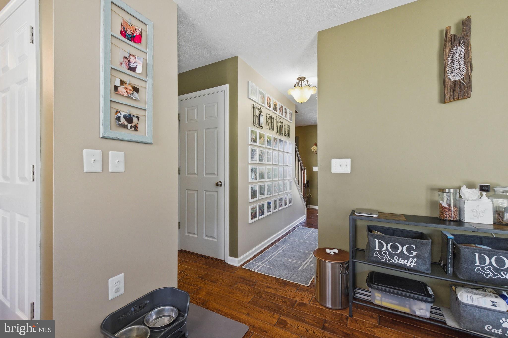 OAK HILL - Residential