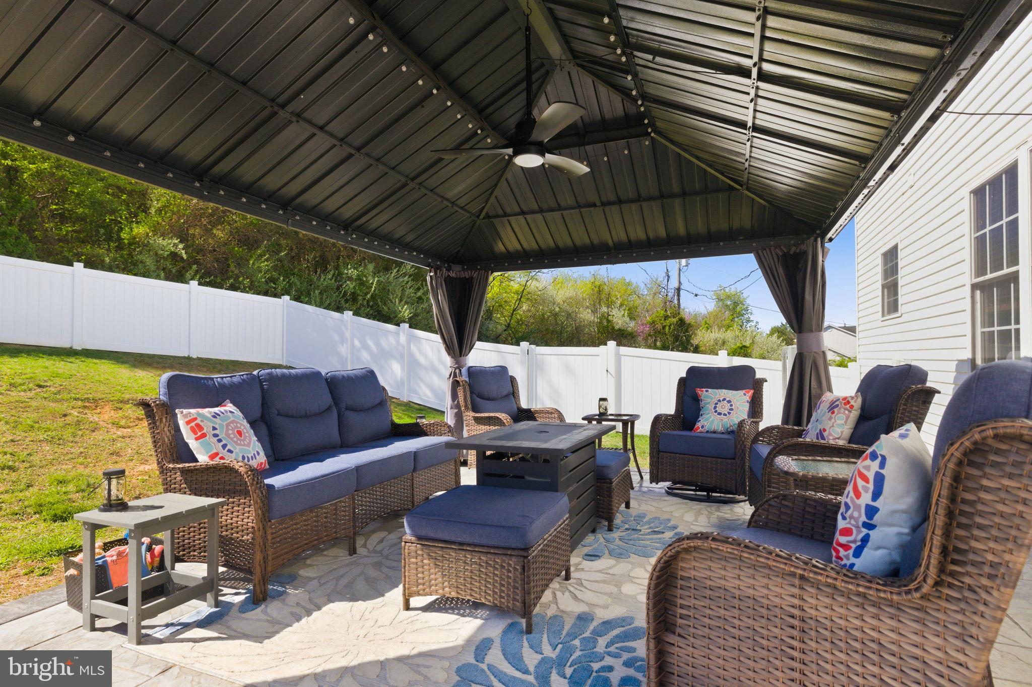 OAK HILL - Residential