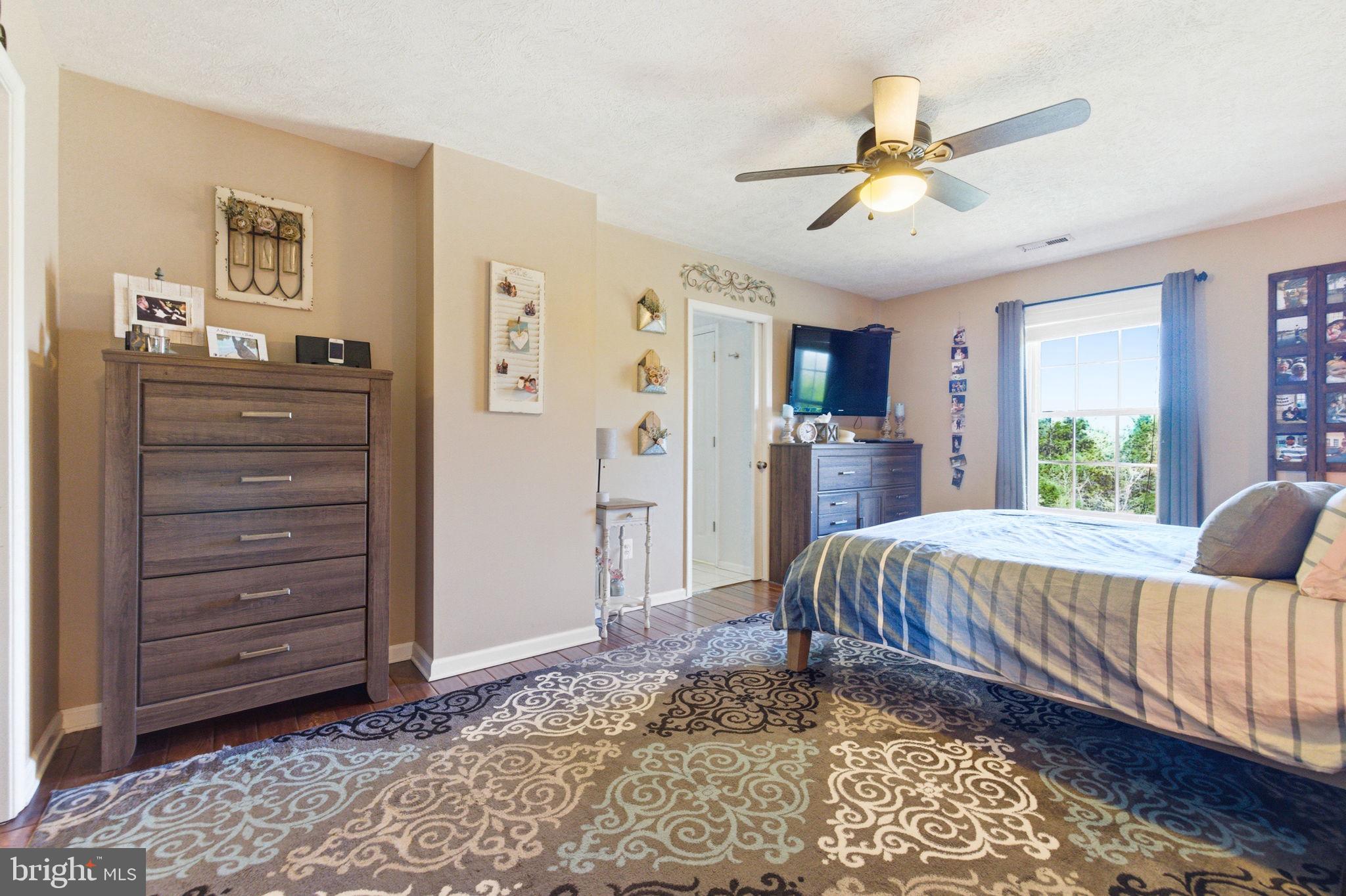 OAK HILL - Residential