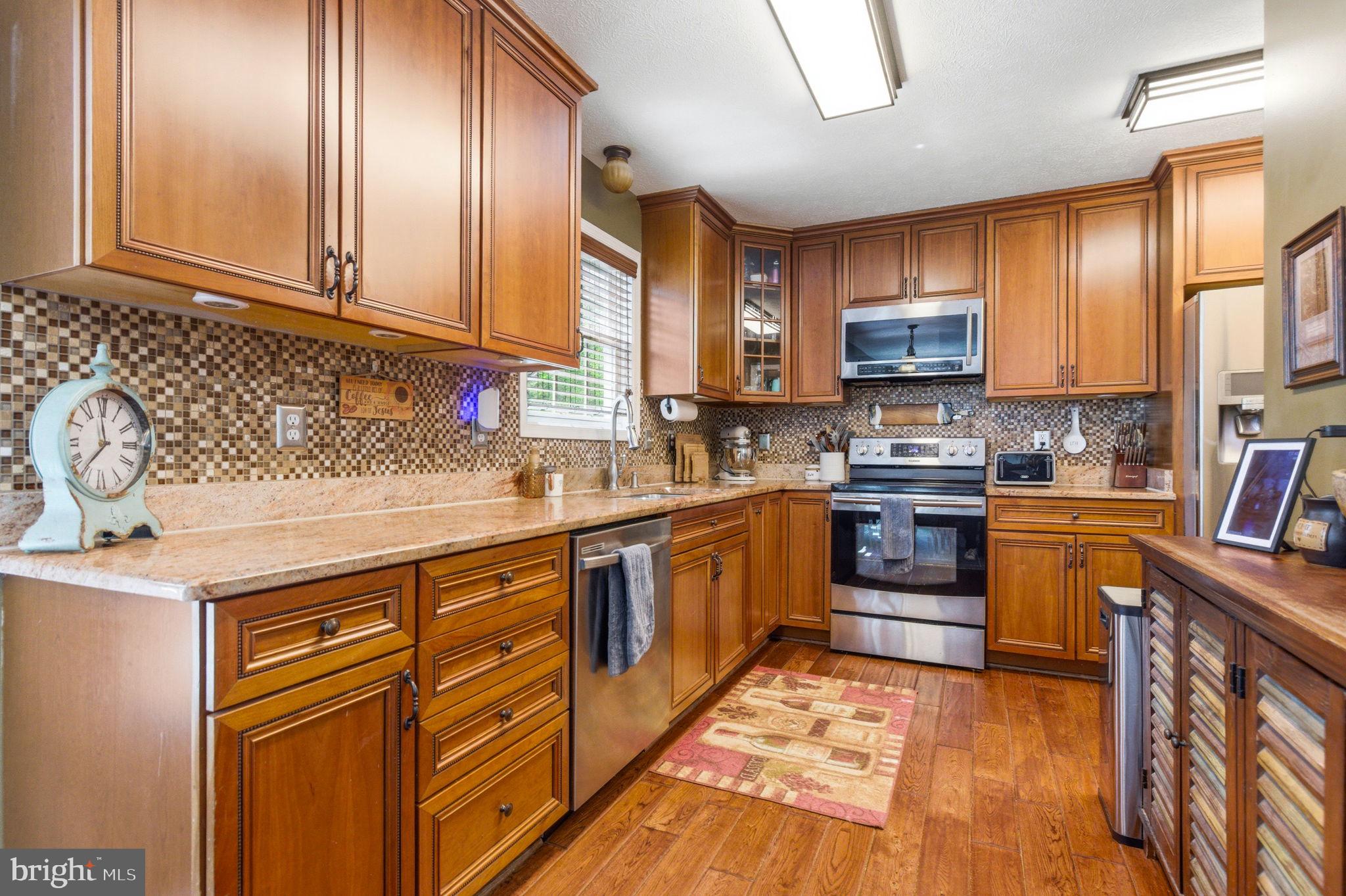 OAK HILL - Residential