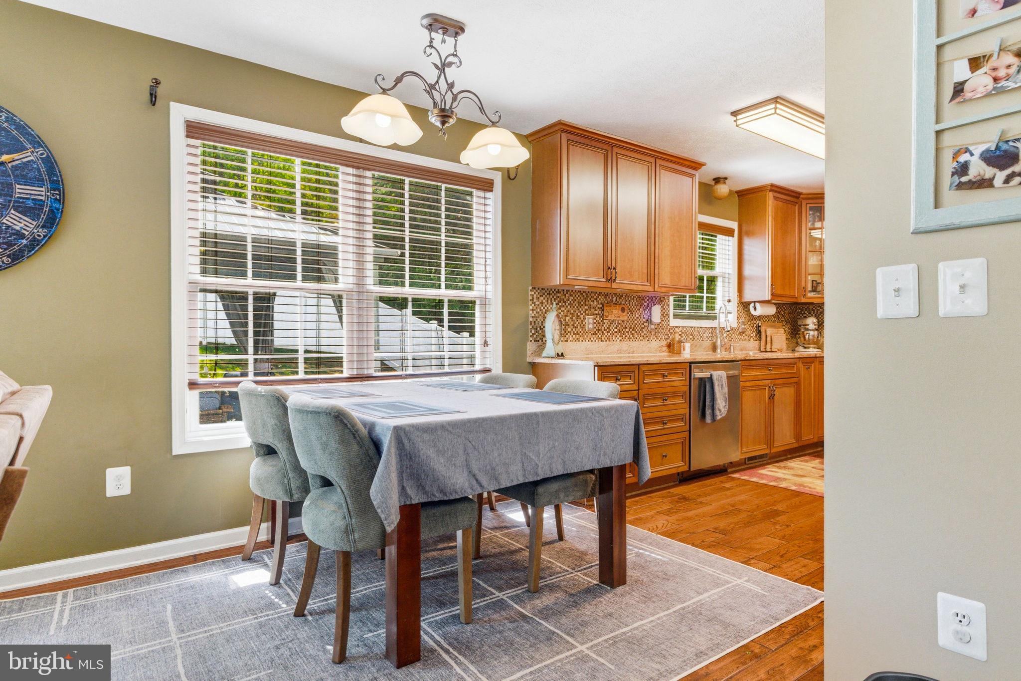 OAK HILL - Residential