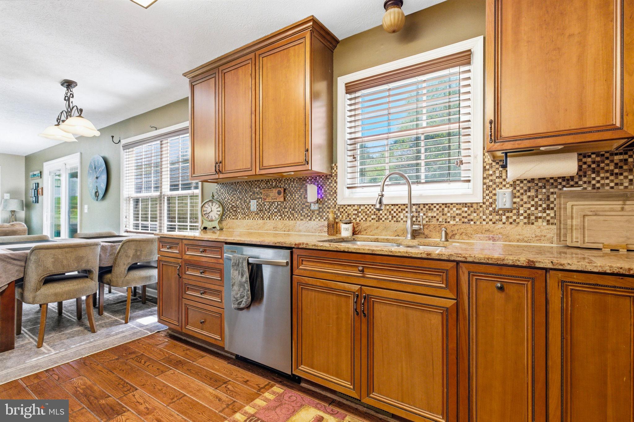 OAK HILL - Residential