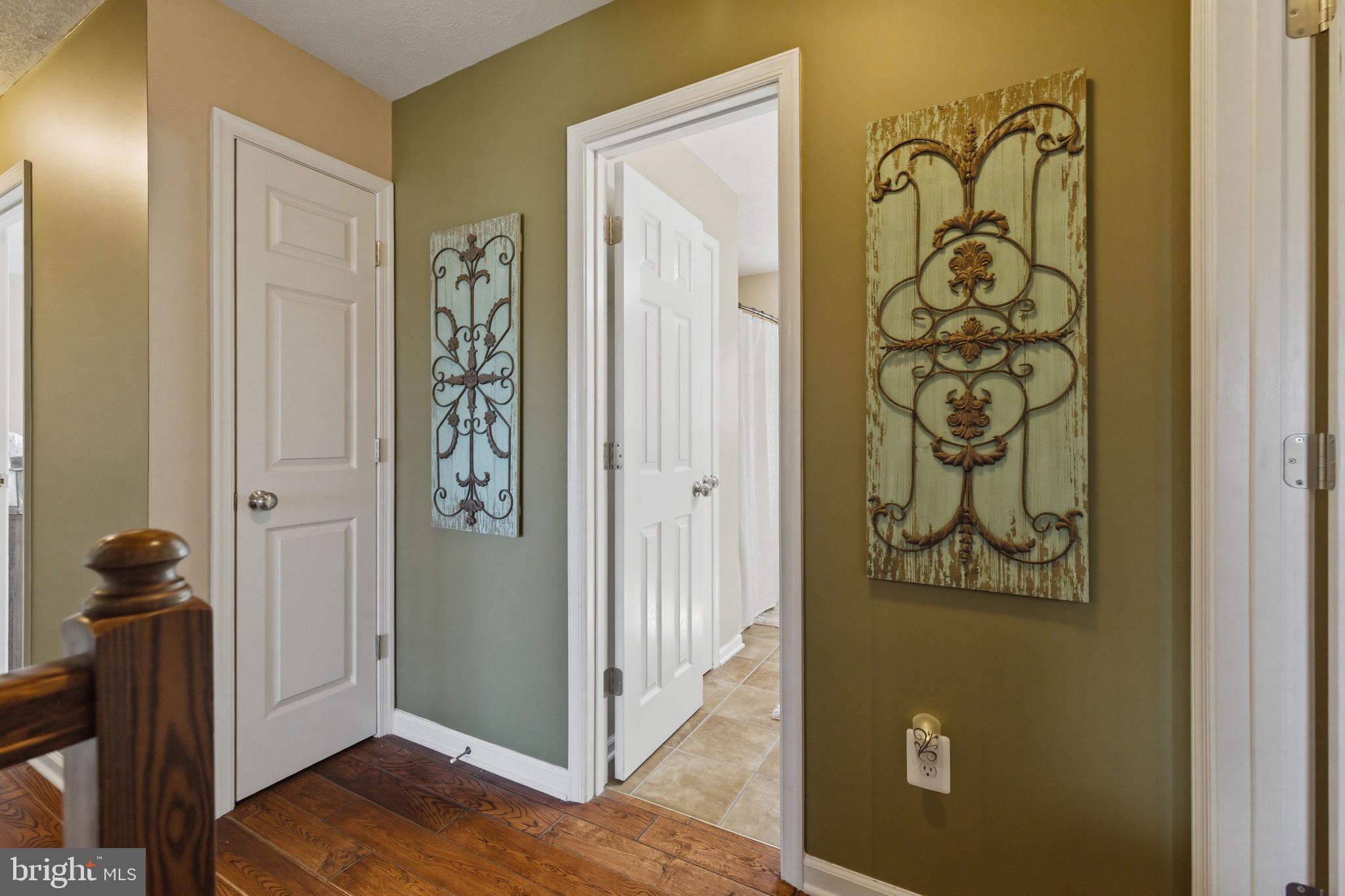 OAK HILL - Residential