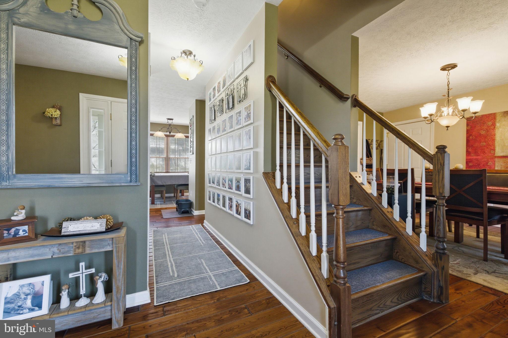 OAK HILL - Residential