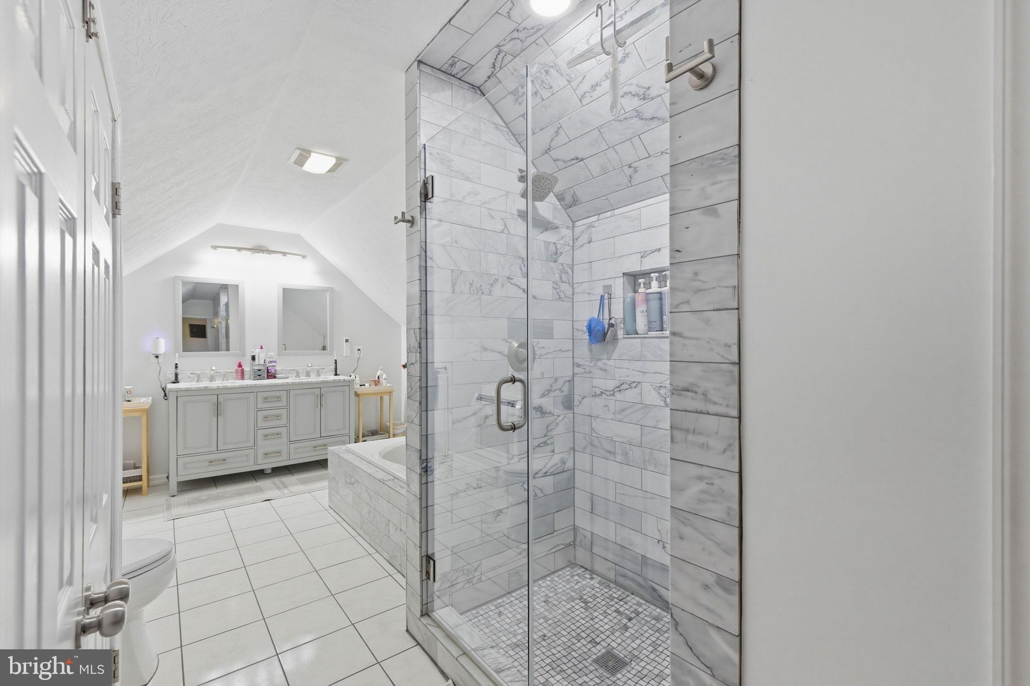 OAK HILL - Residential