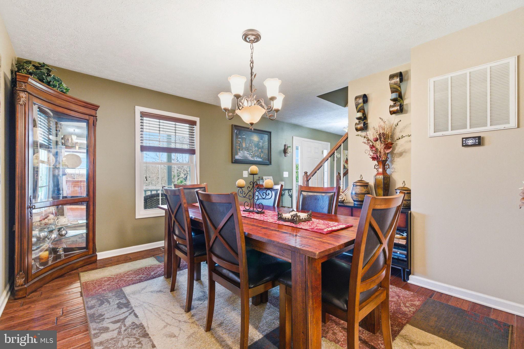 OAK HILL - Residential