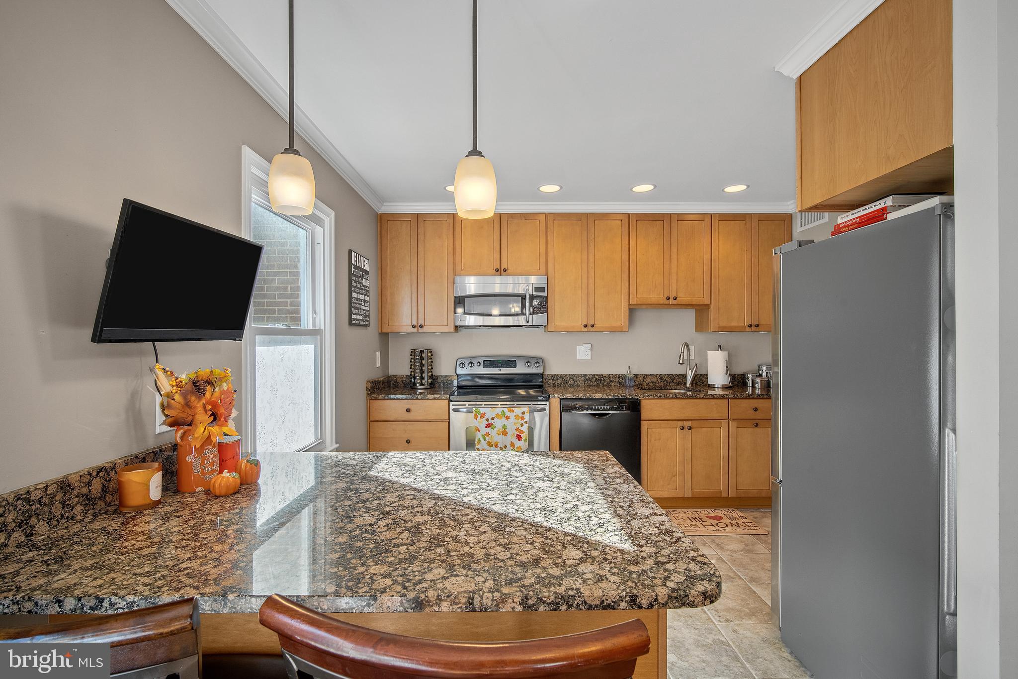 NEWINGTON STATION - Residential