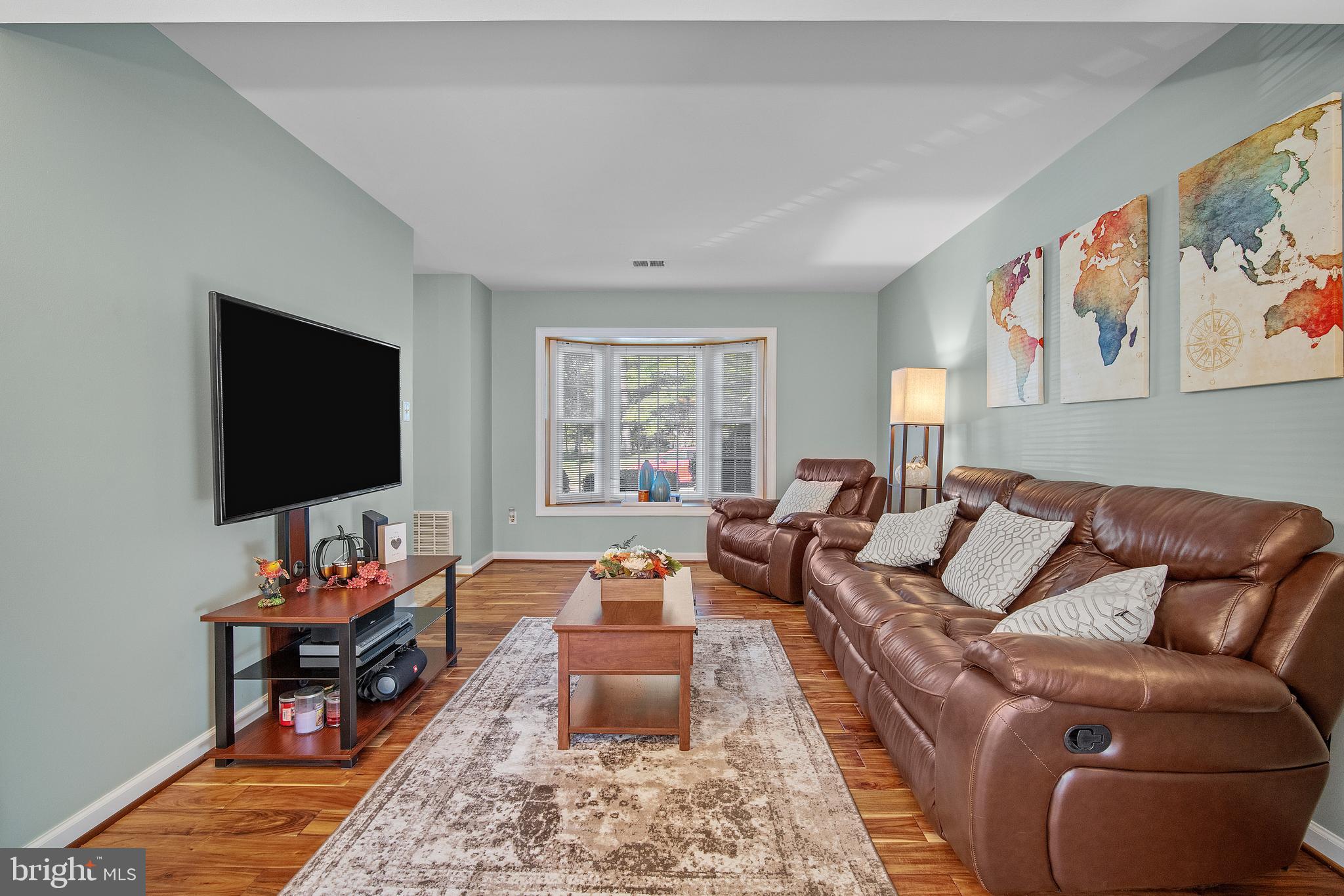 NEWINGTON STATION - Residential