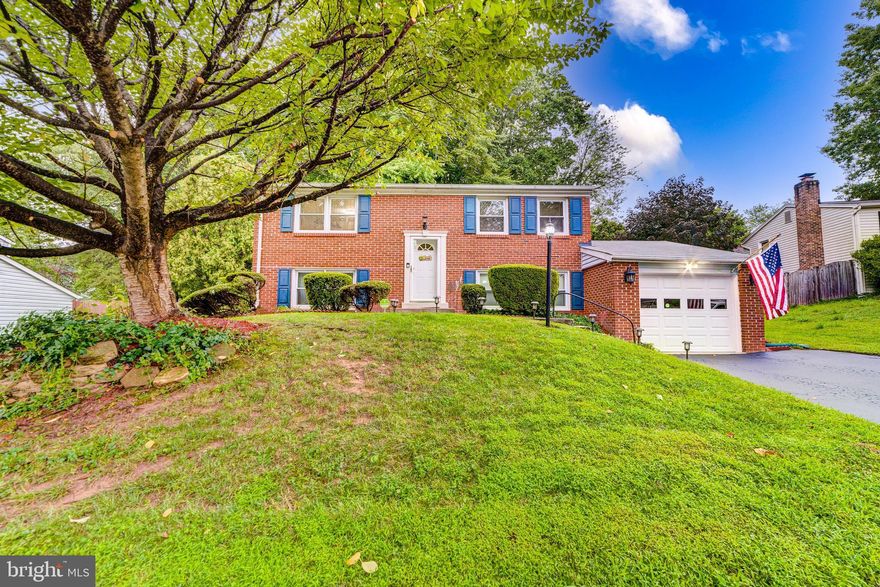 Well maintained, move in ready Hylton model home tucked away on a cul-de-sac. 1 car attached garage. 3 bedrooms & 2 full baths. New HVAC with hospital grade filter and 10 year warranty. Spacious eat in kitchen with double oven range. Backyard oasis with large deck and fully fenced yard that backs to wooded area. Almost 1/3 of an acre. Shed in backyard has electric. Hi end double load Washer & Dryer are new and under warranty. 16X4.5' pool will convey if buyer wishes-not set up but stored in shed.