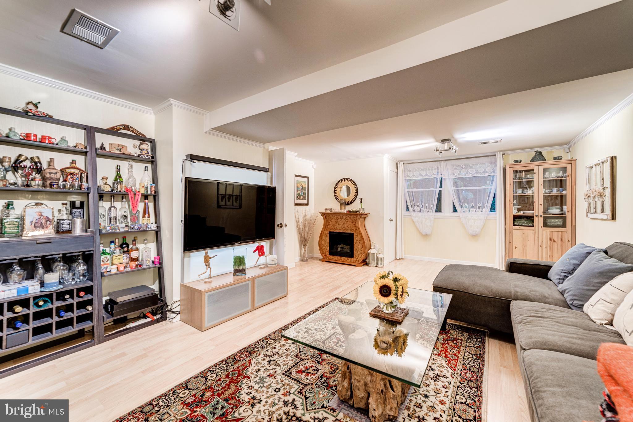 DALE CITY - Residential