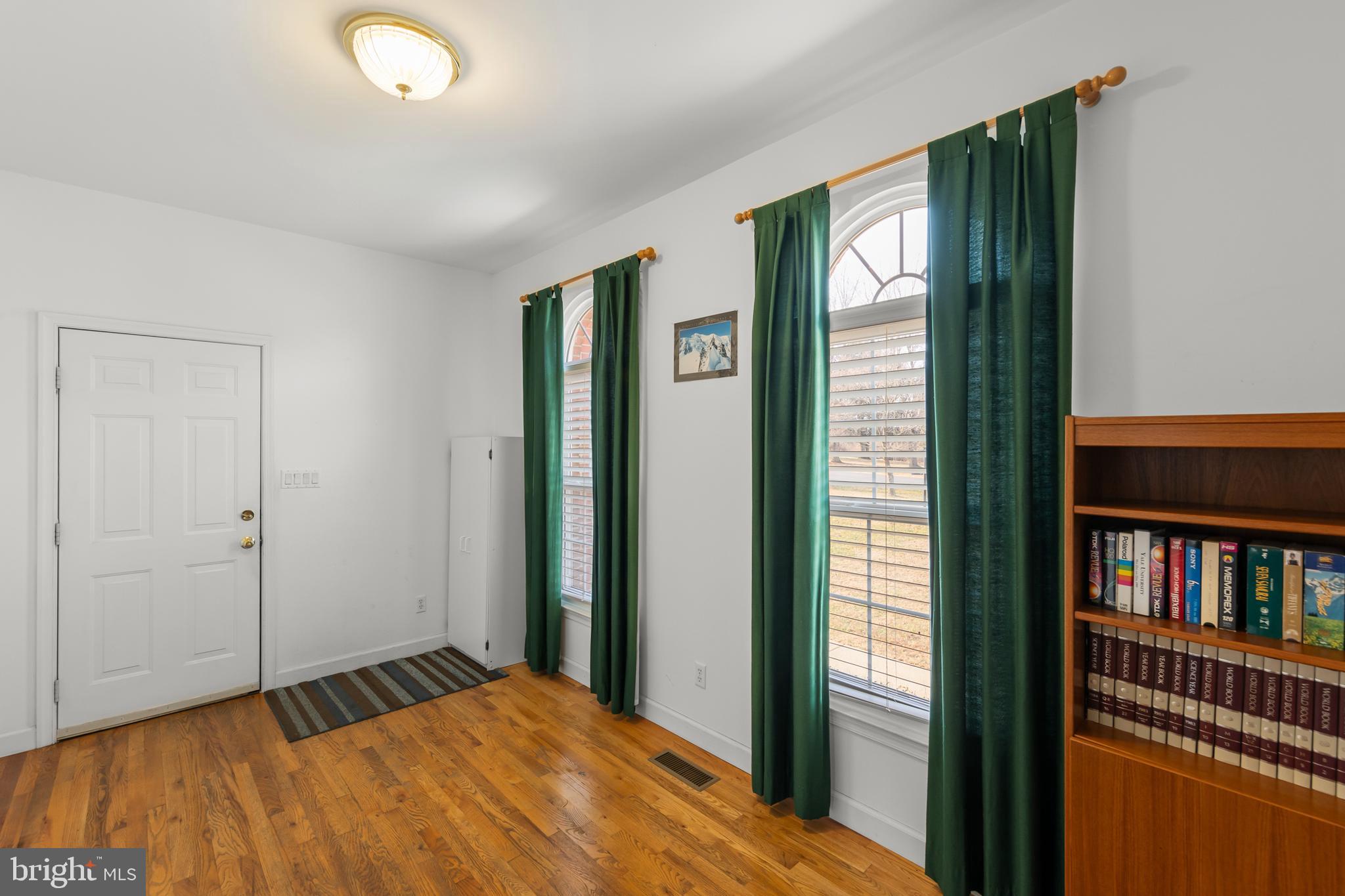 RUNNYMEDE - Residential