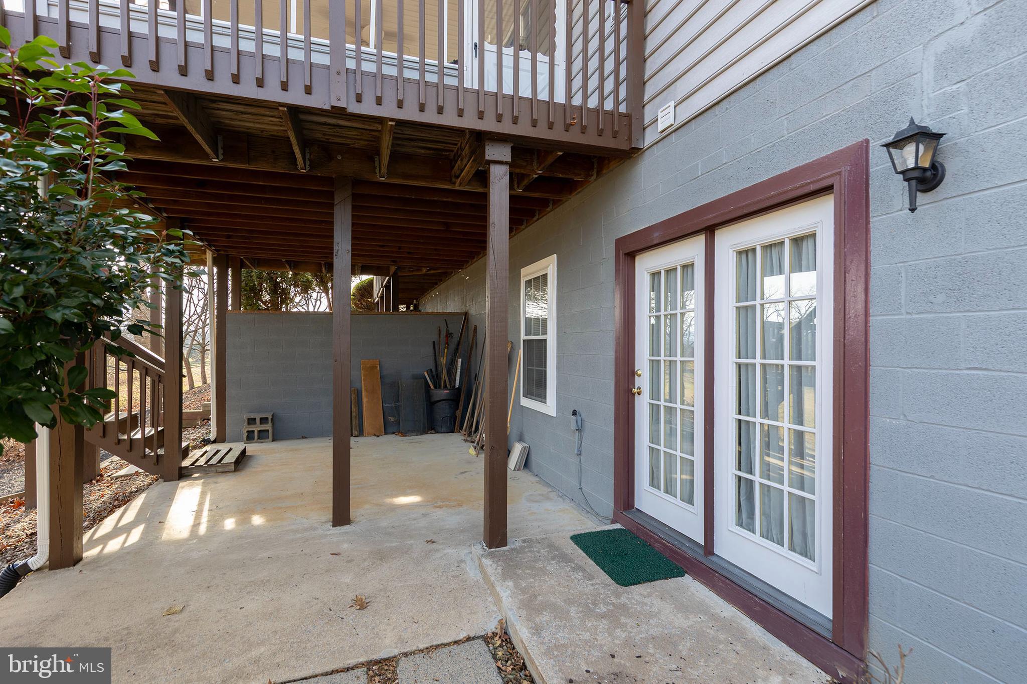 RUNNYMEDE - Residential