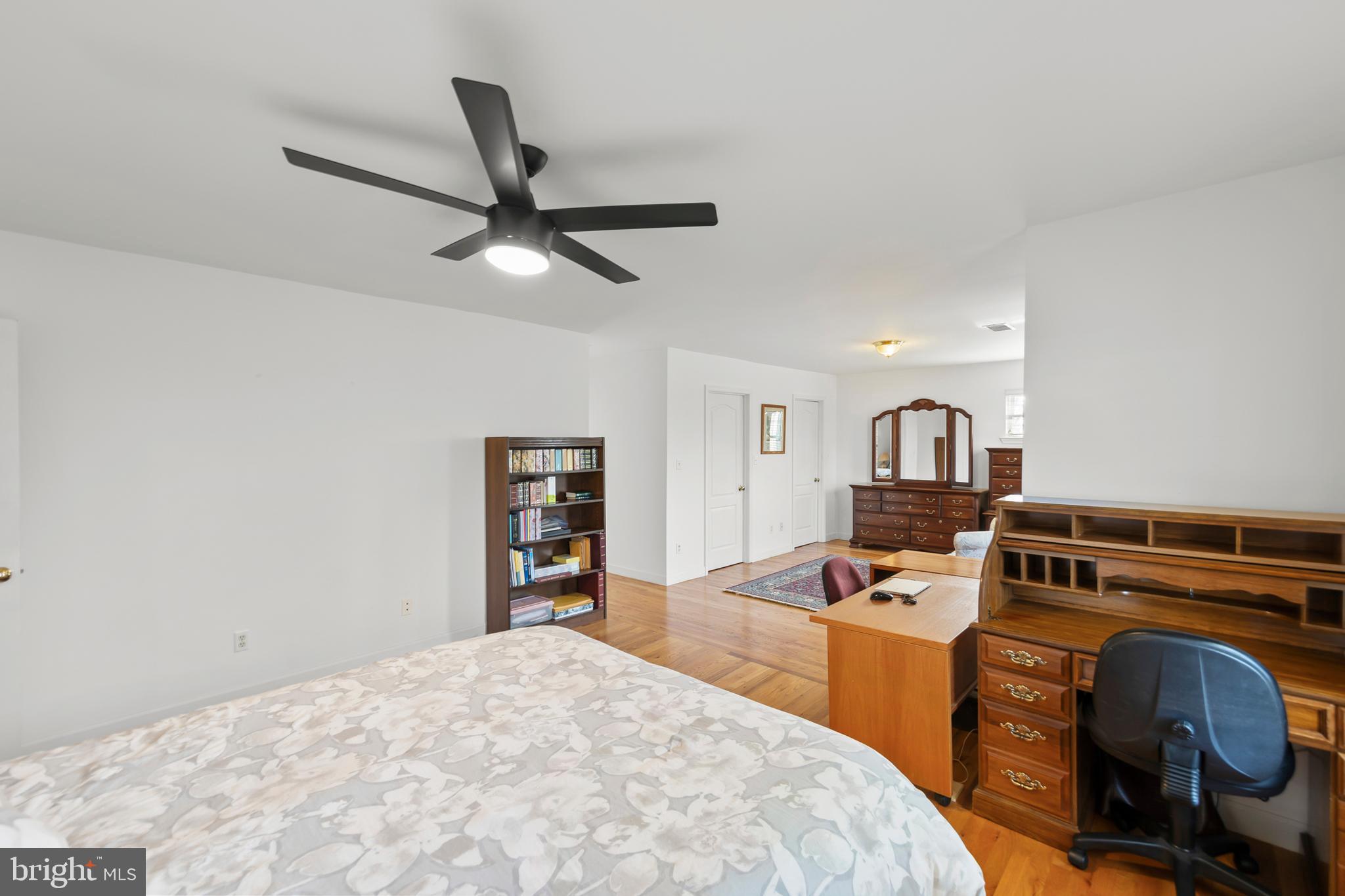 RUNNYMEDE - Residential