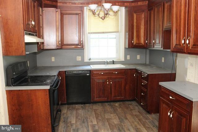 213 N N. FIRST STREET