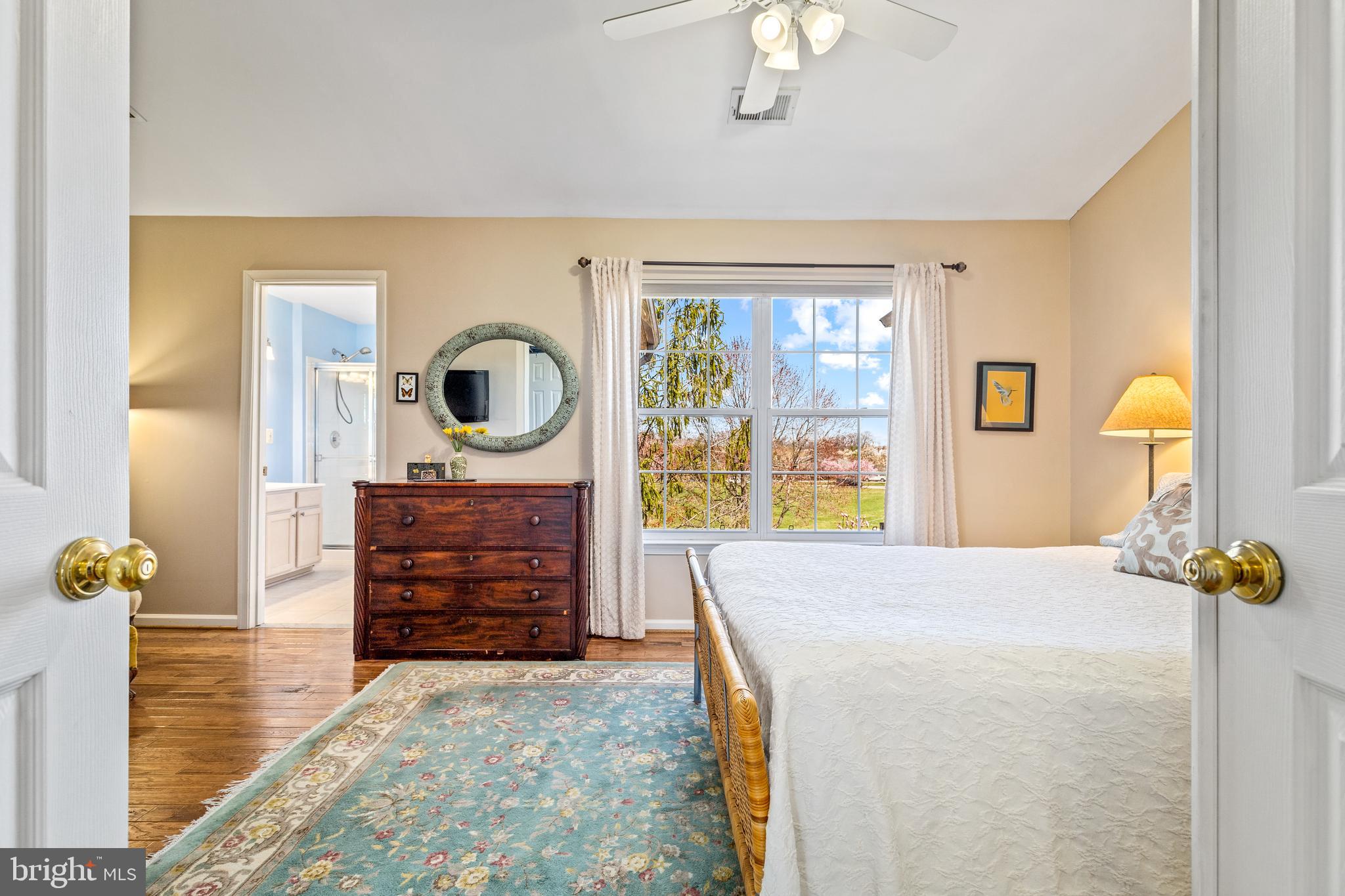 ASHBURN VILLAGE - Residential