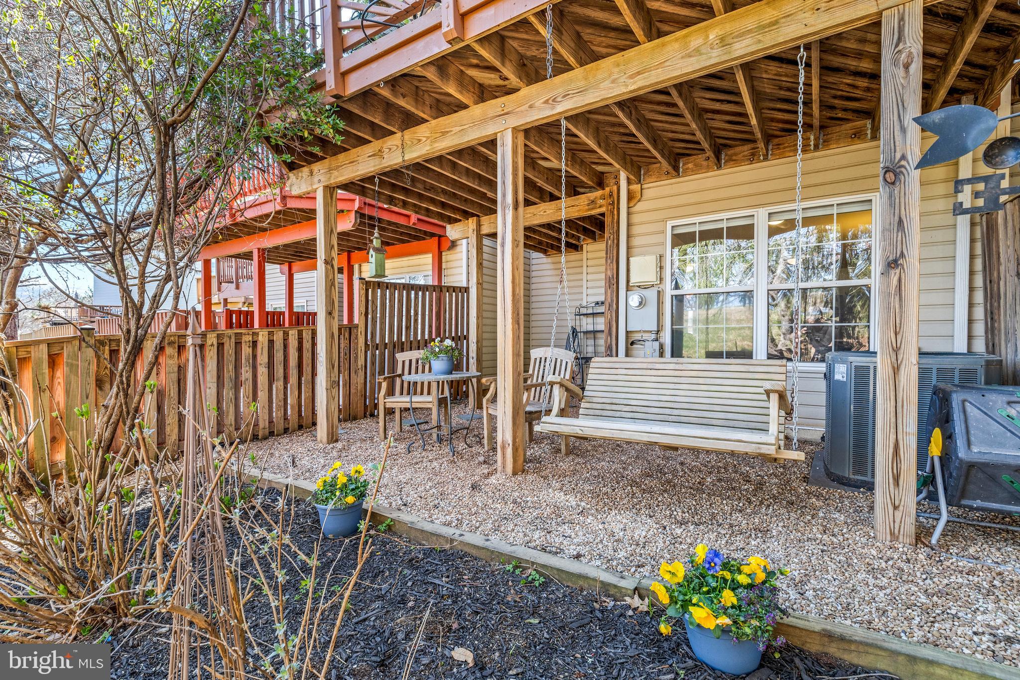 ASHBURN VILLAGE - Residential