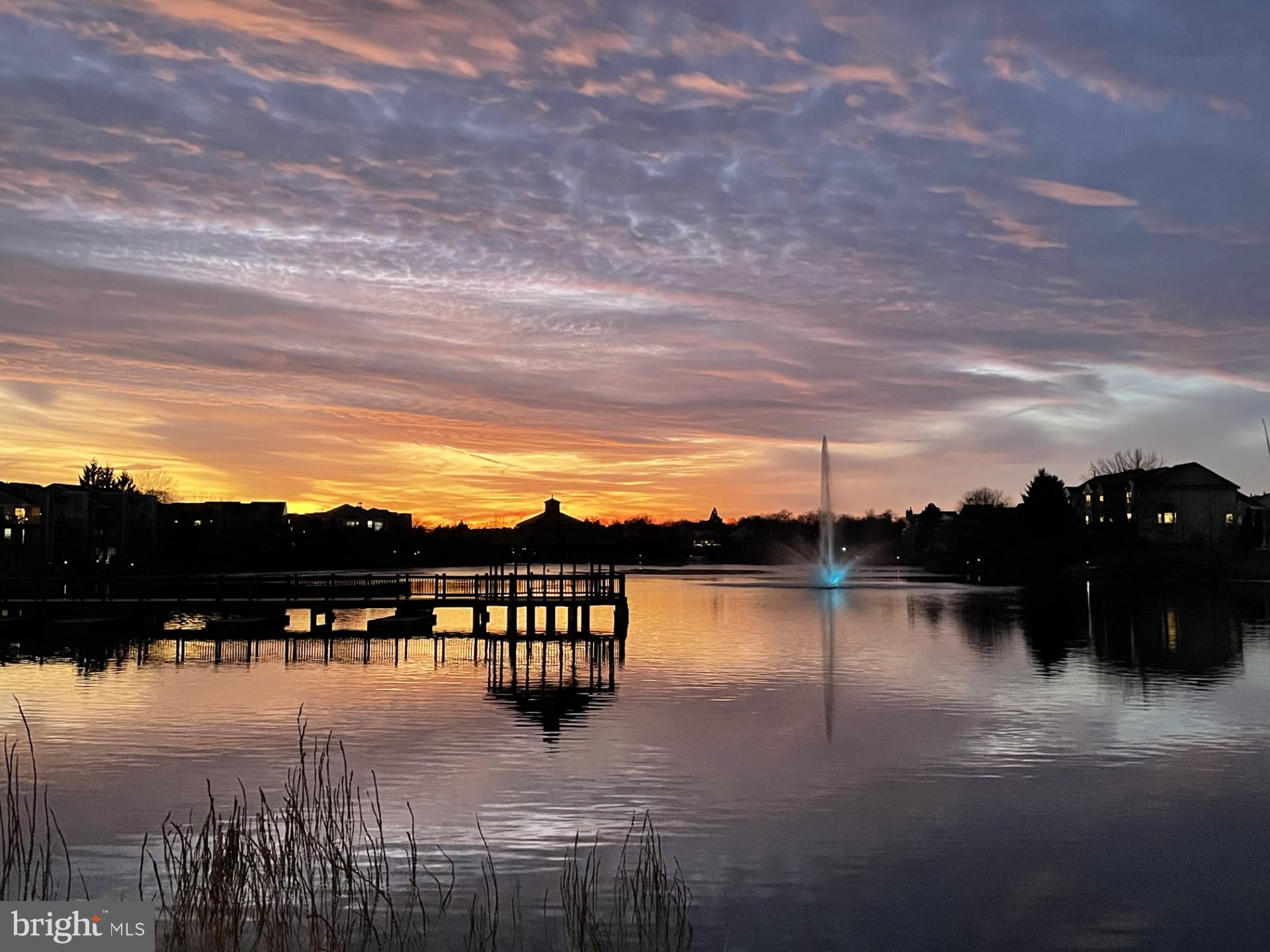 ASHBURN VILLAGE - Residential