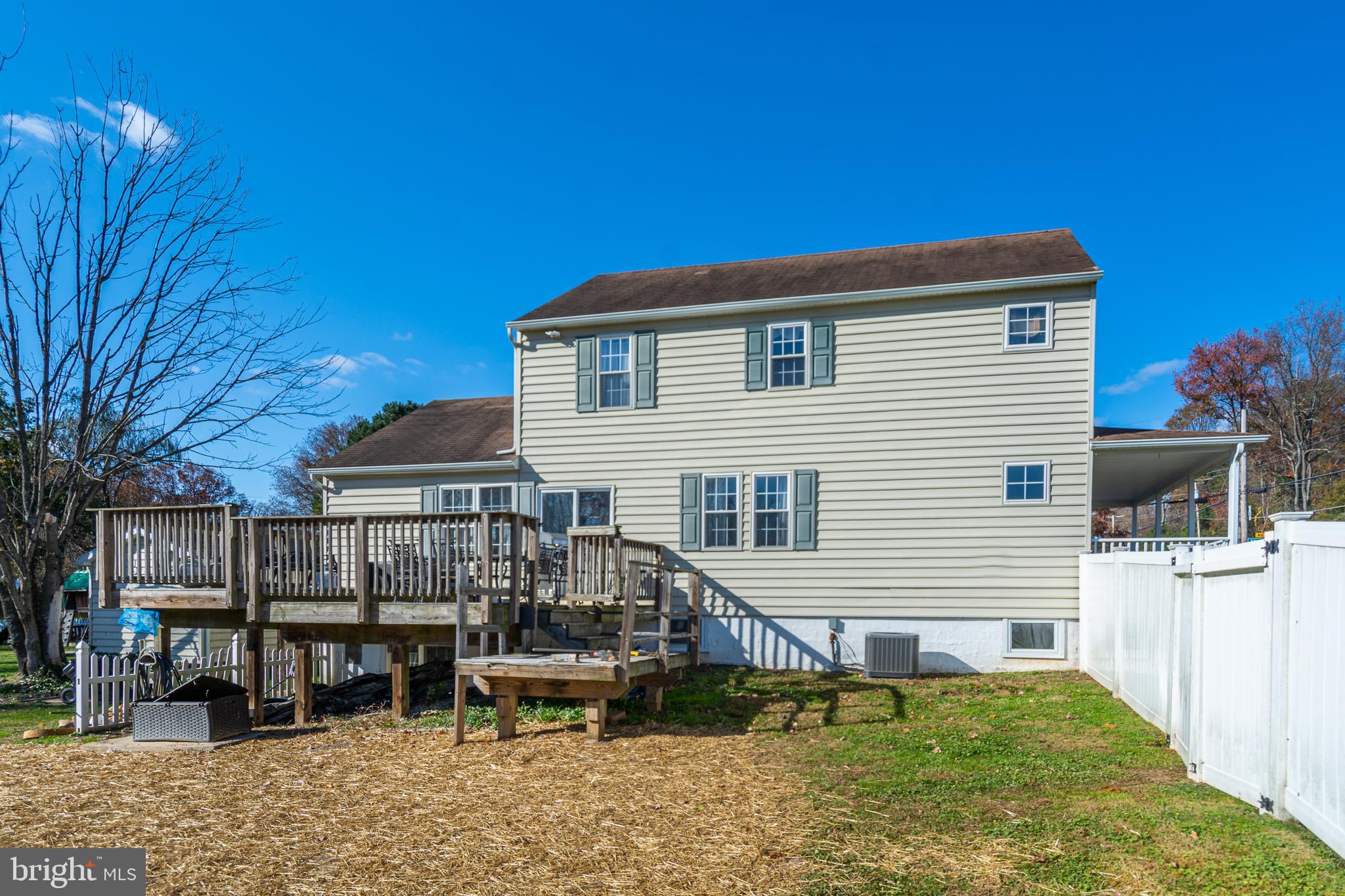 KINGSVILLE - Residential