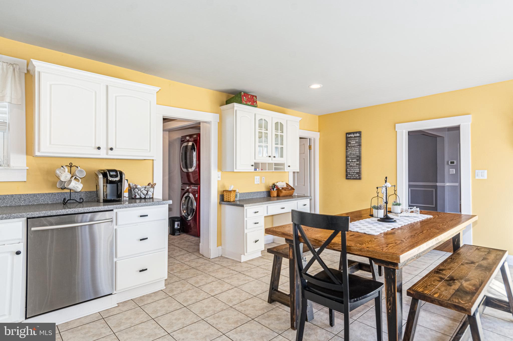 KINGSVILLE - Residential