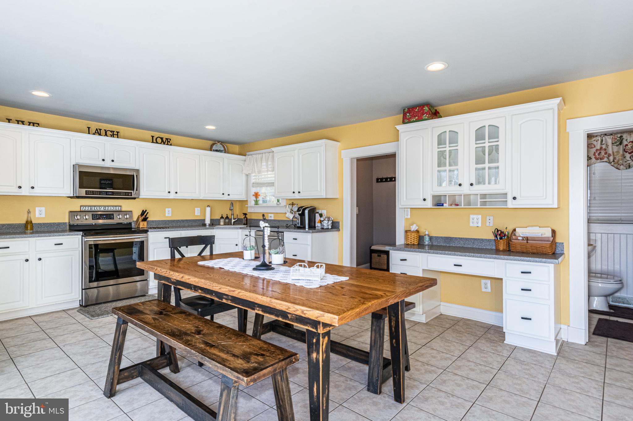 KINGSVILLE - Residential