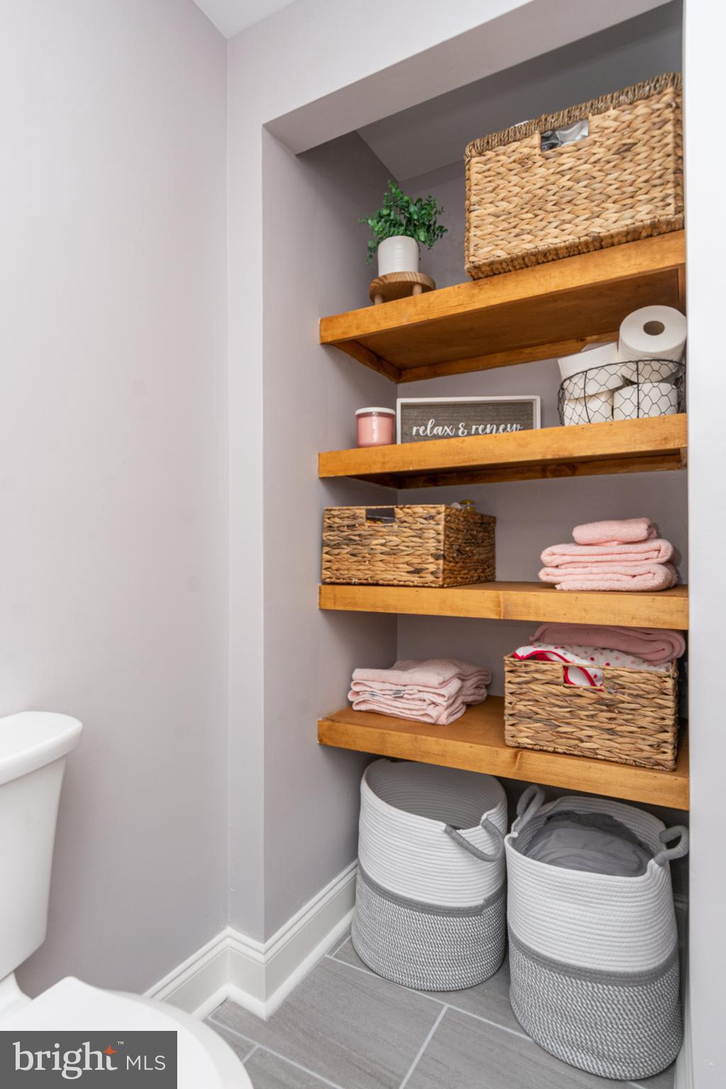 KINGSVILLE - Residential