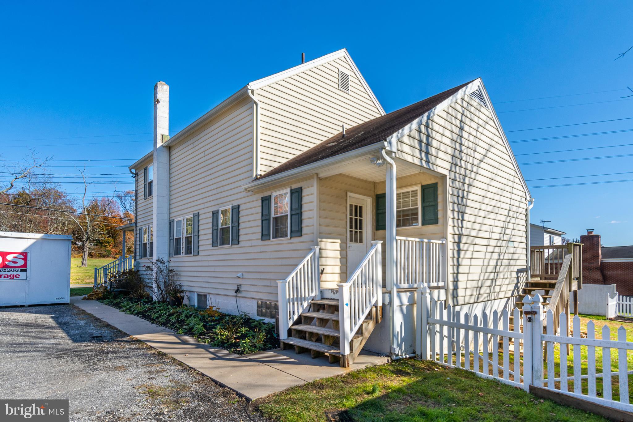 KINGSVILLE - Residential