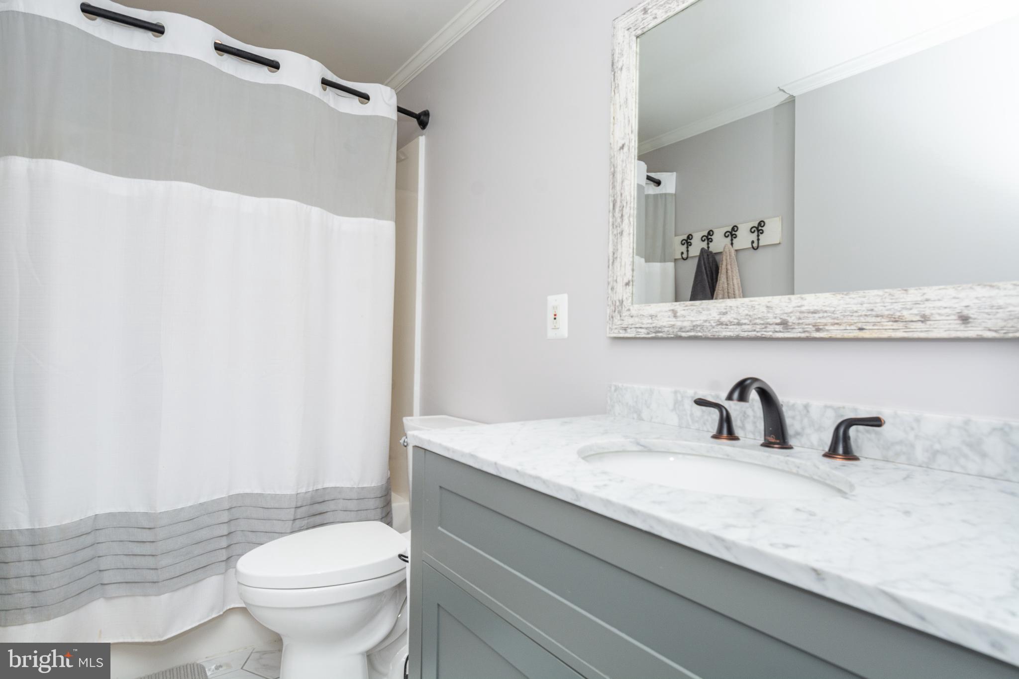 KINGSVILLE - Residential