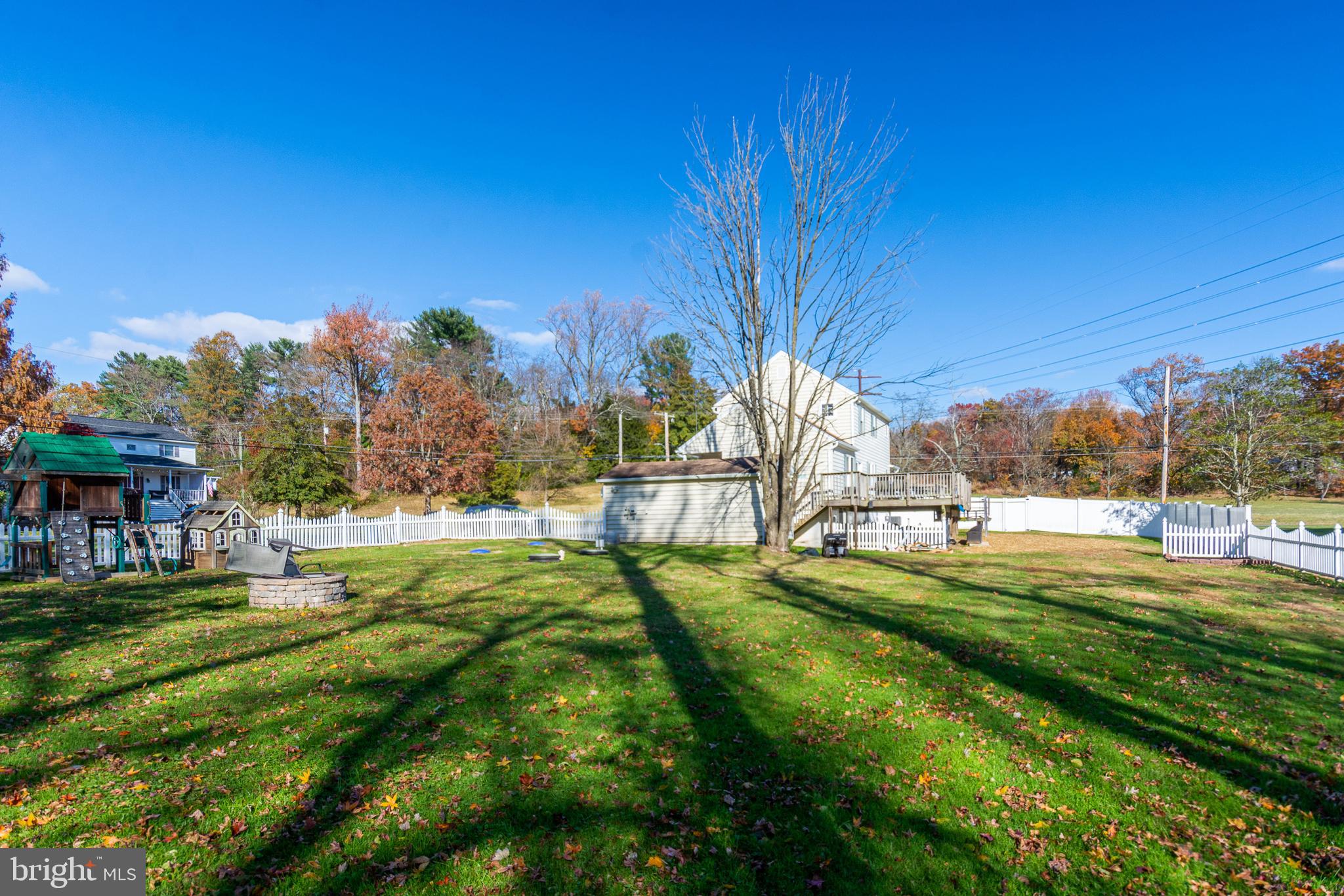 KINGSVILLE - Residential