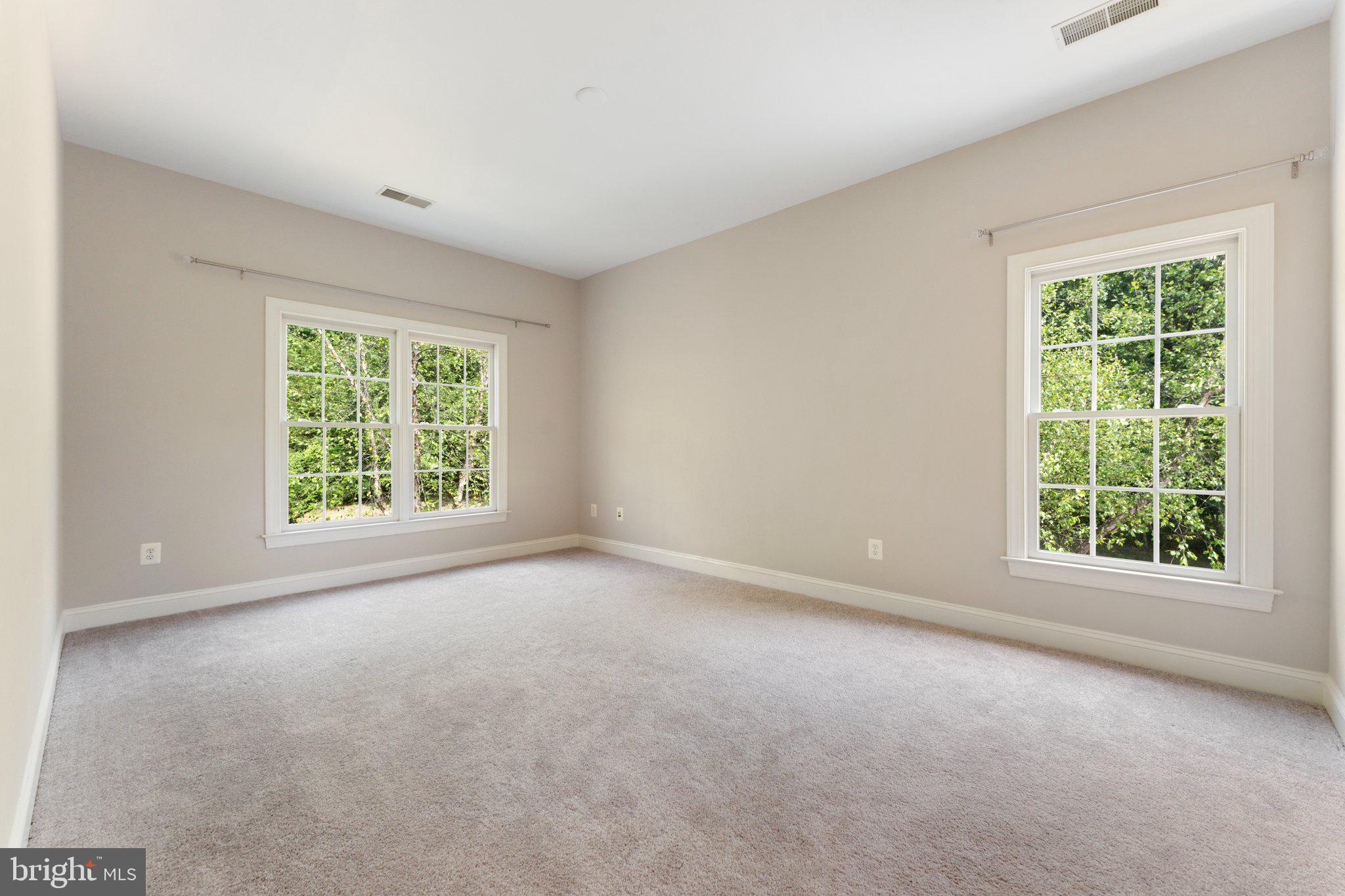 CEDAR CREST - Residential