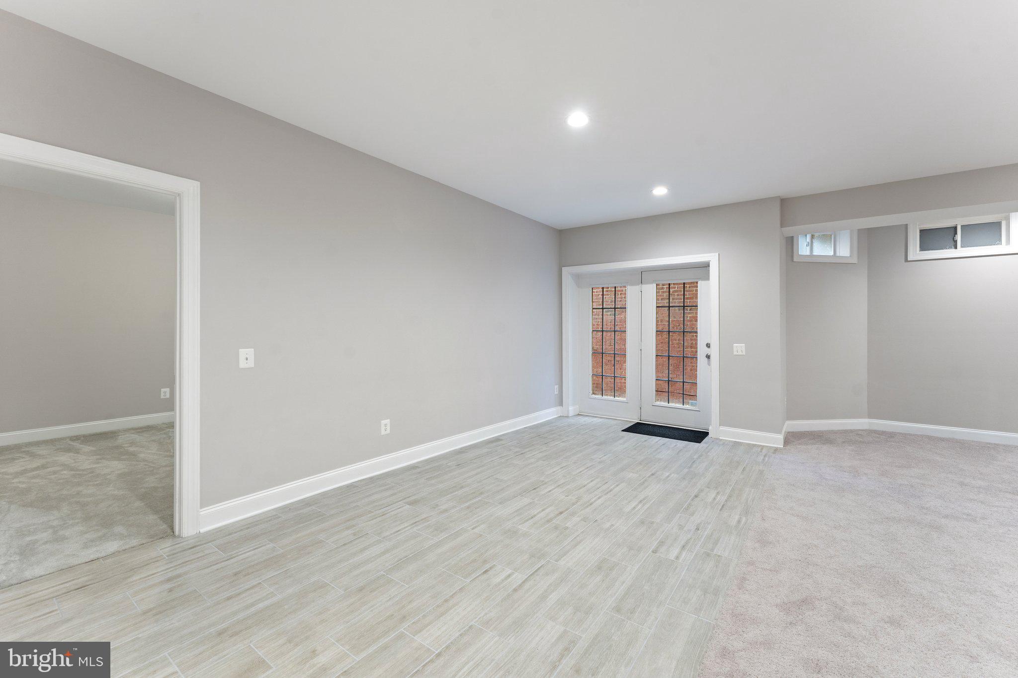 CEDAR CREST - Residential