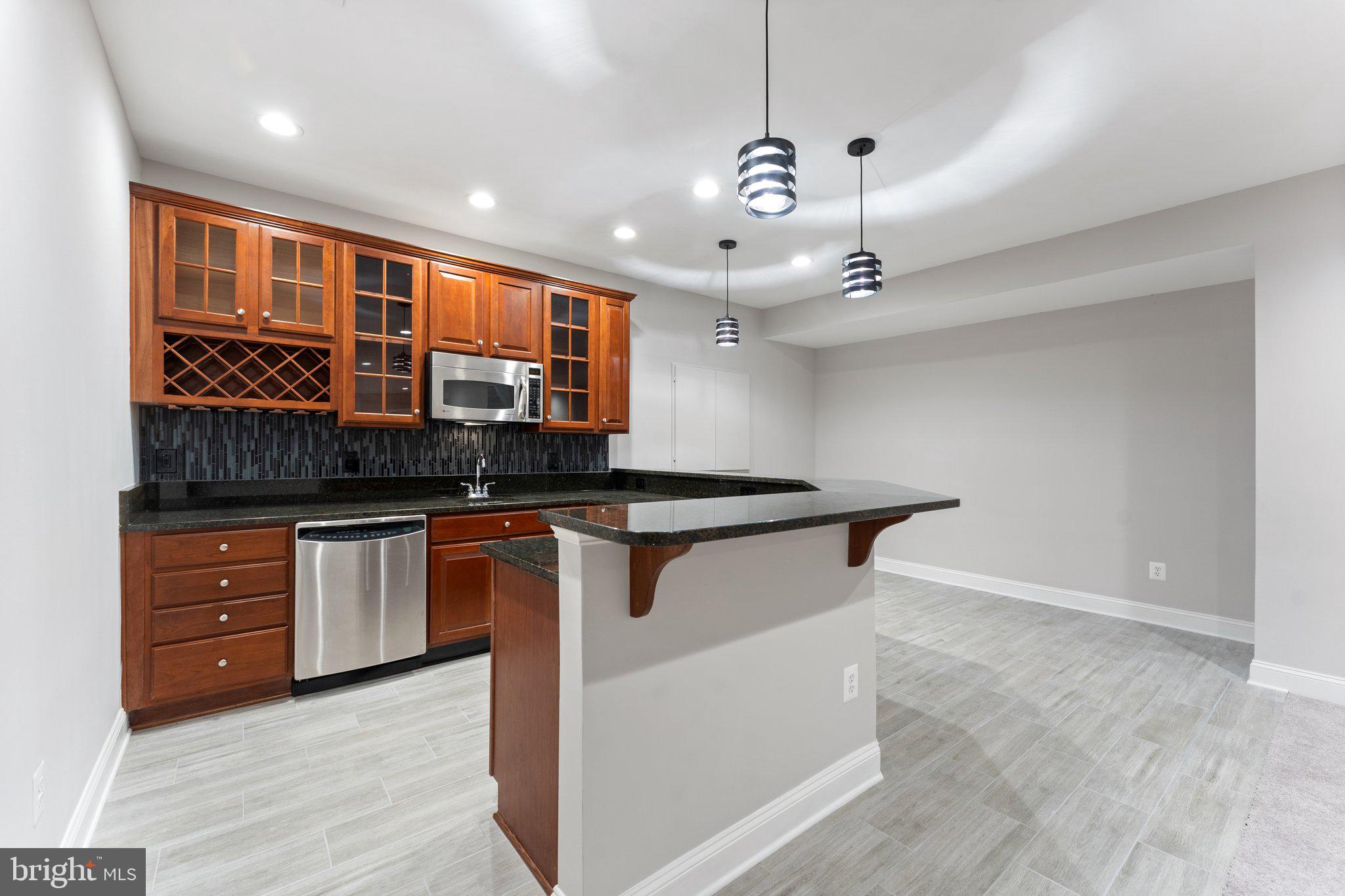 CEDAR CREST - Residential