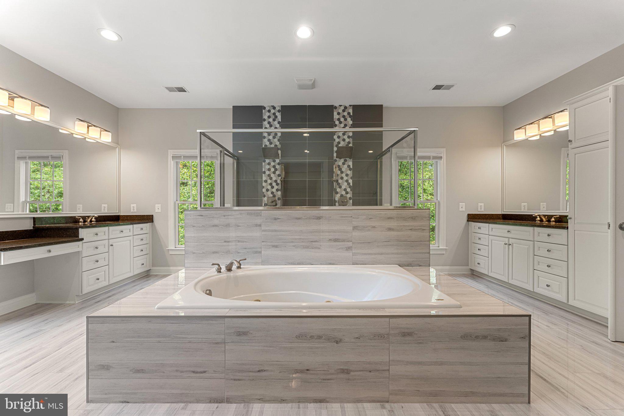 CEDAR CREST - Residential