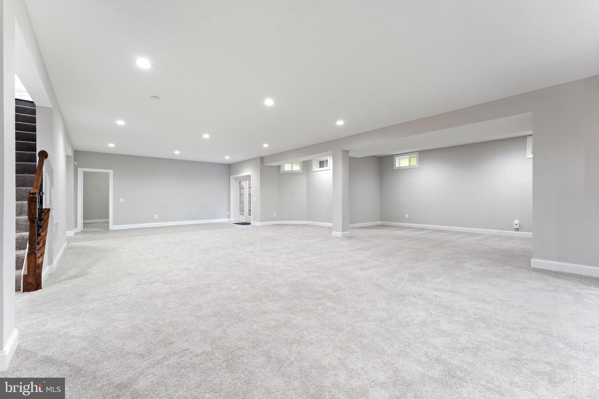 CEDAR CREST - Residential